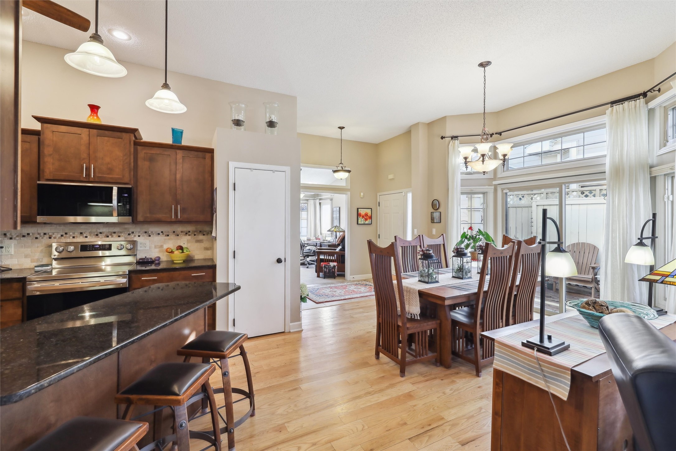 4400 Ep True Parkway 42