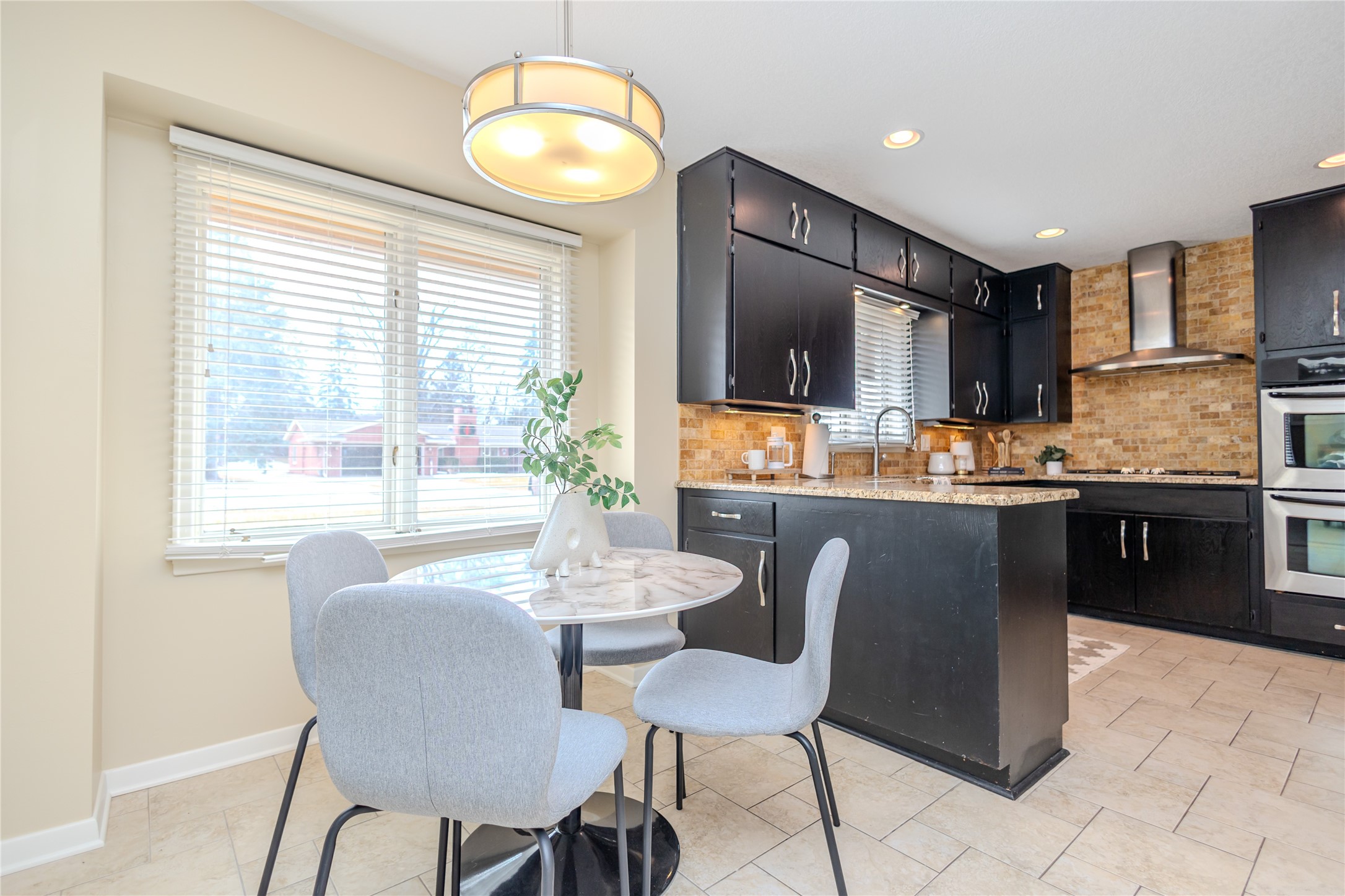 7005 Bellaire Avenue