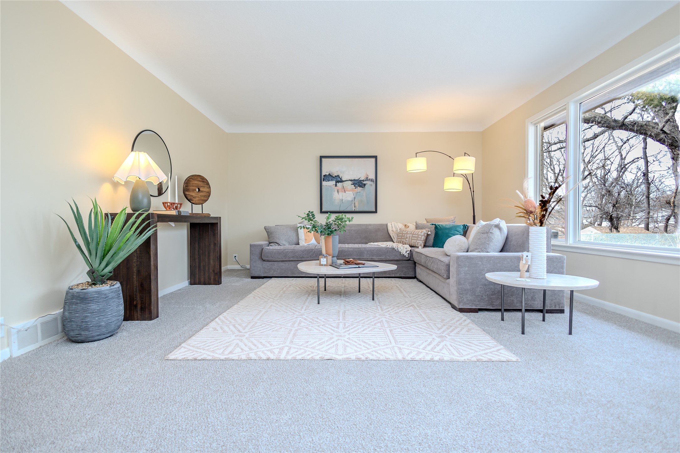 7005 Bellaire Avenue