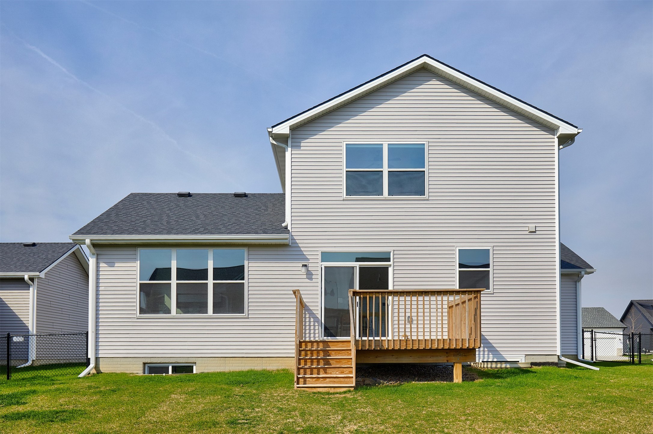 715 NE Deerfield Drive