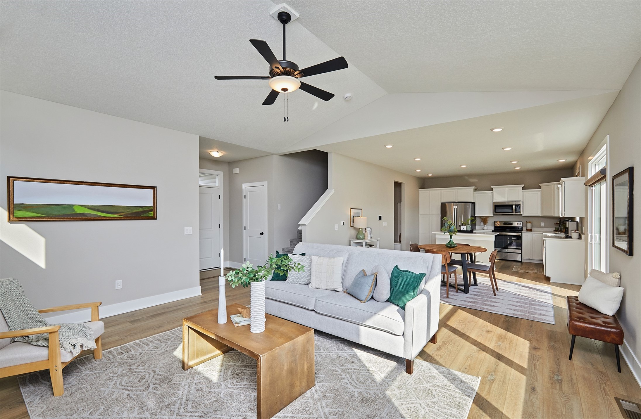 715 NE Deerfield Drive