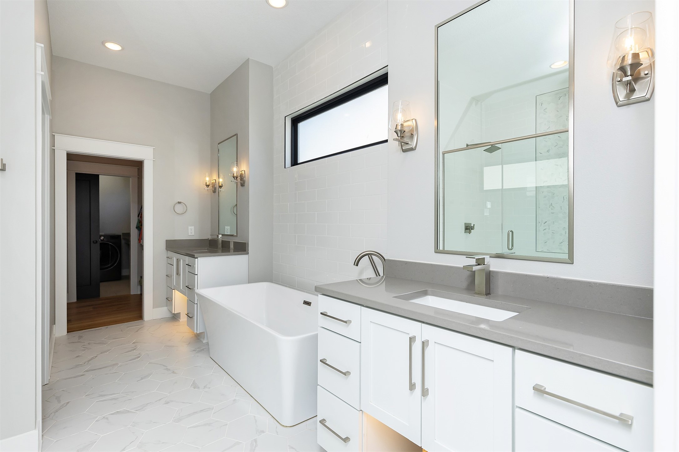 2525 Belmont Boulevard