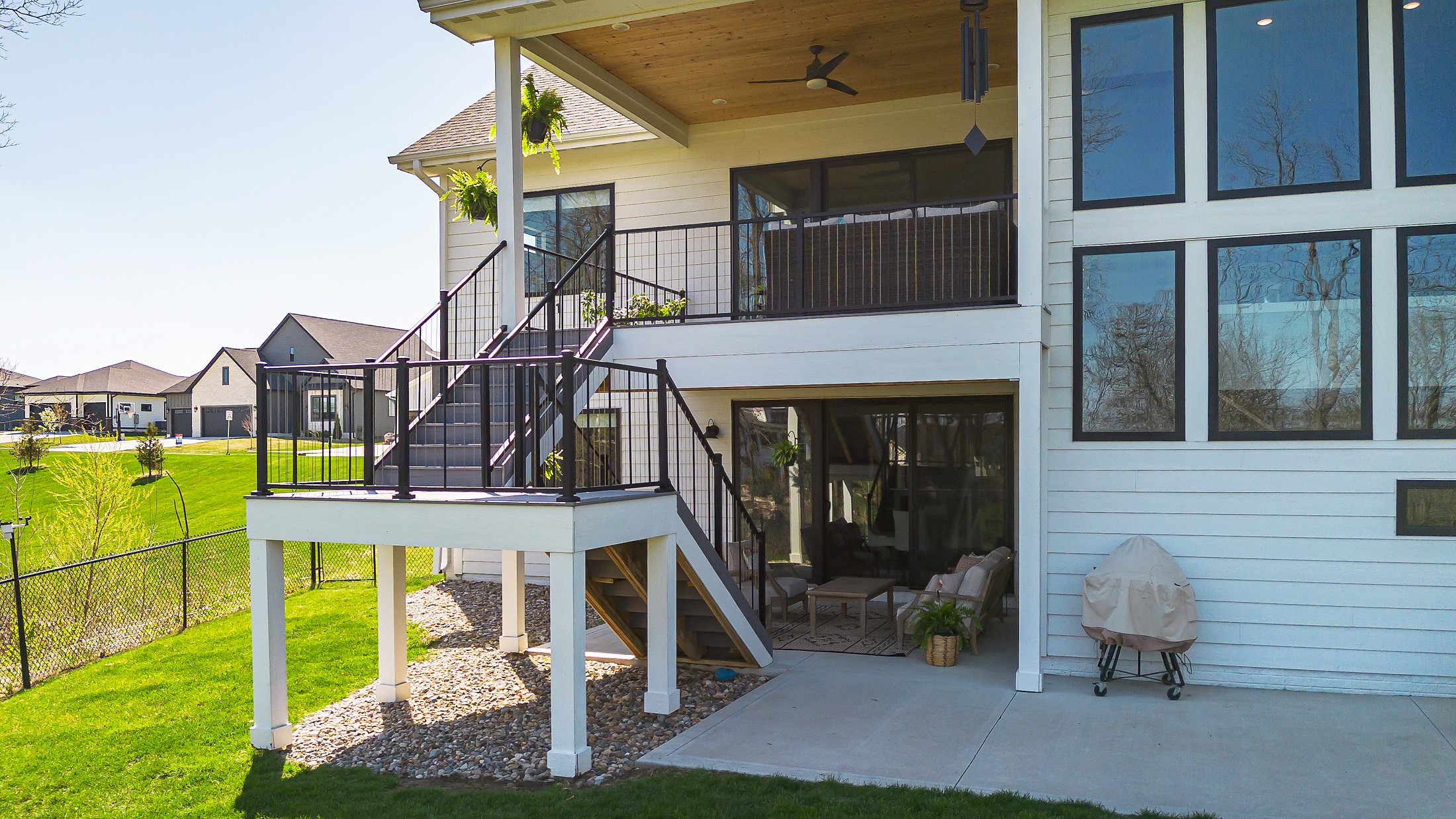 2525 Belmont Boulevard