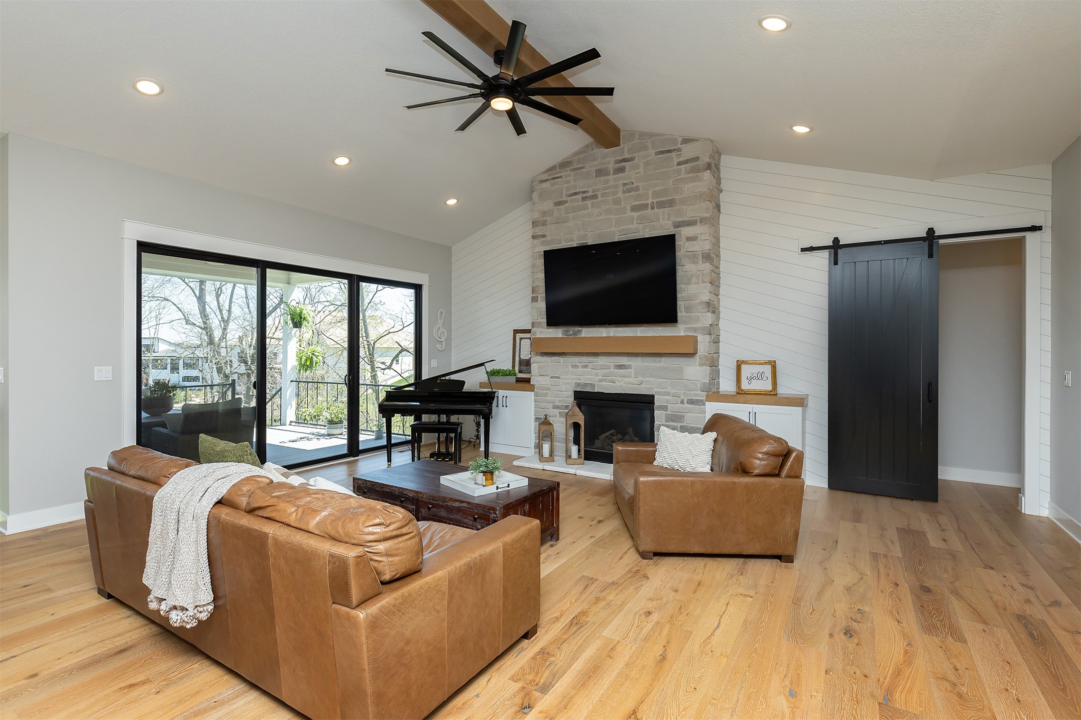 2525 Belmont Boulevard