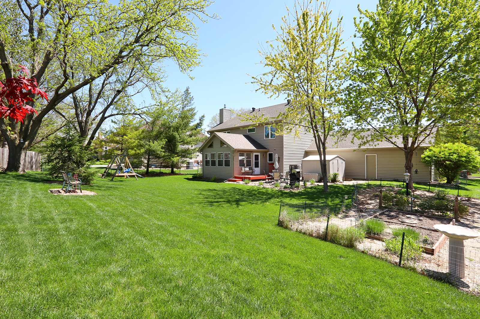 5909 Brookview Drive