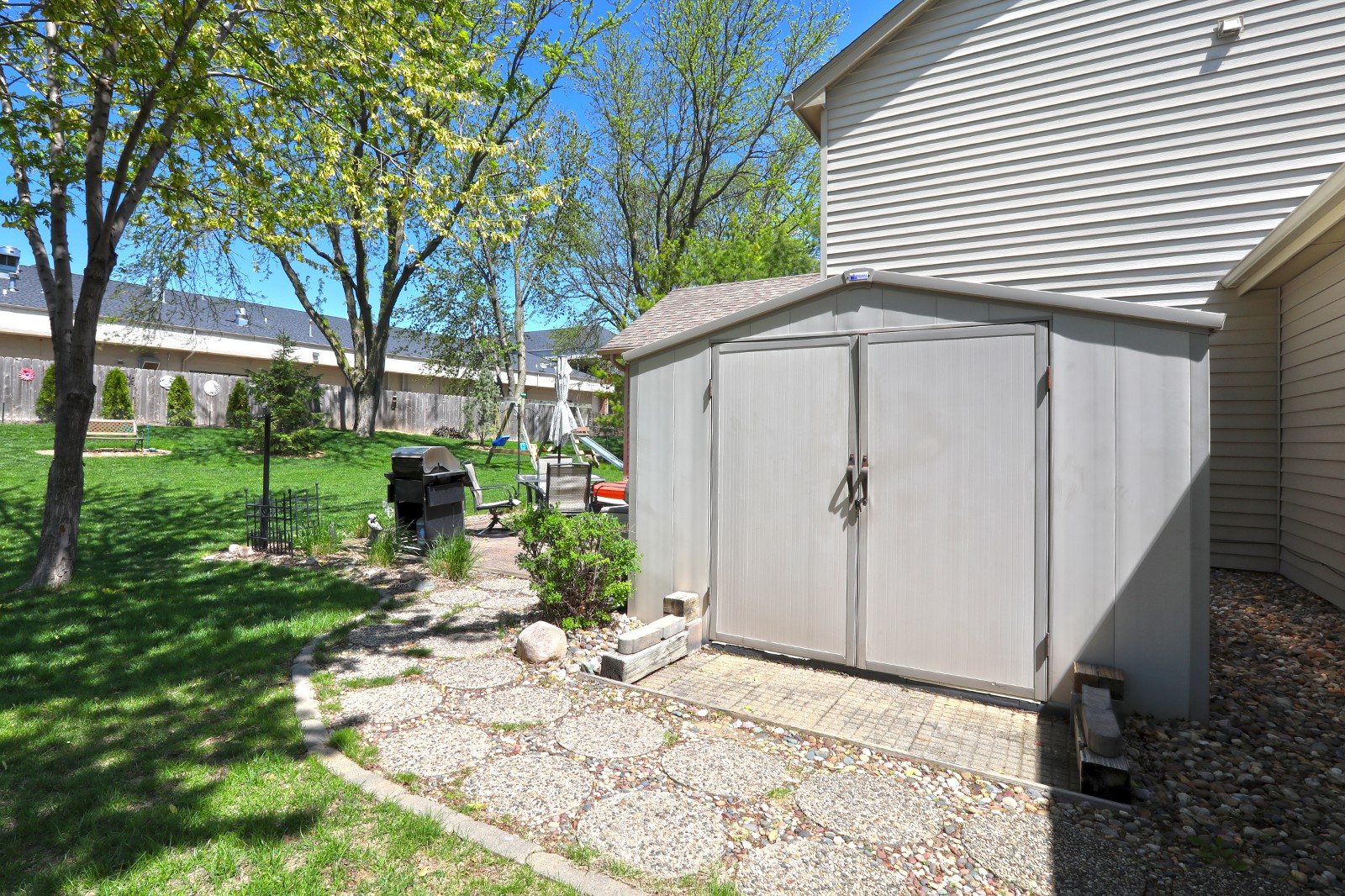 5909 Brookview Drive