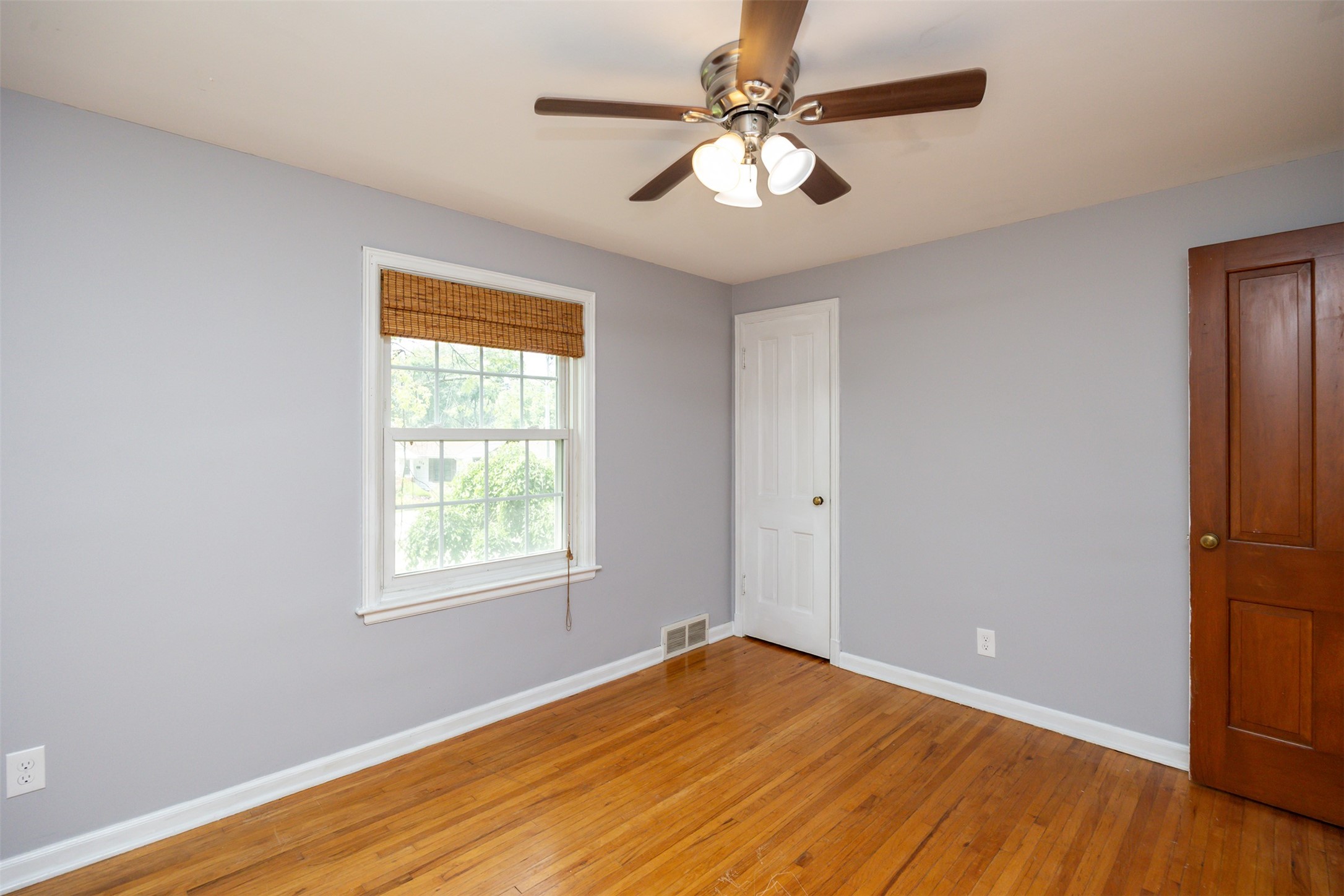 1010 SW Kenworthy Drive