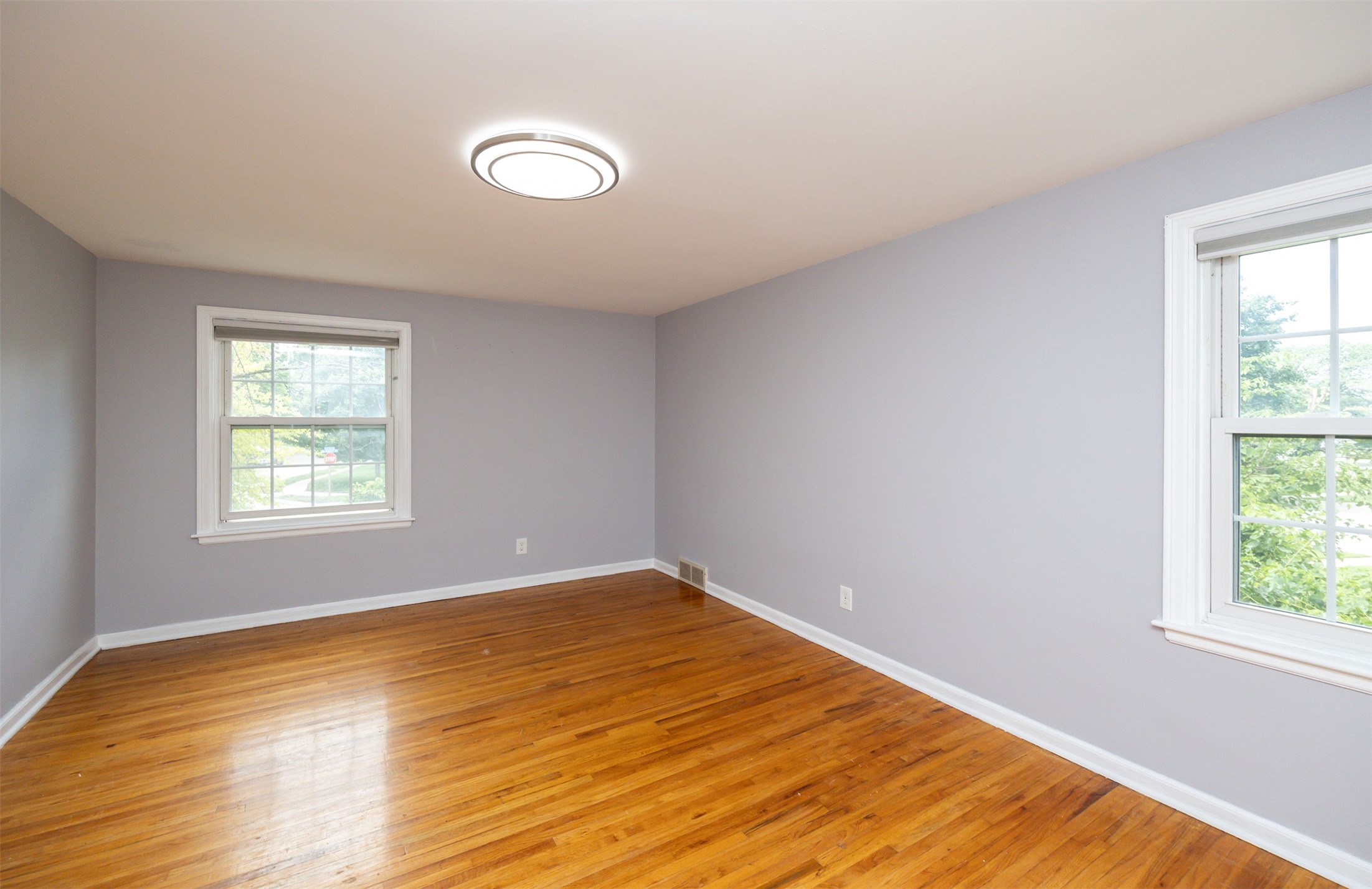 1010 SW Kenworthy Drive