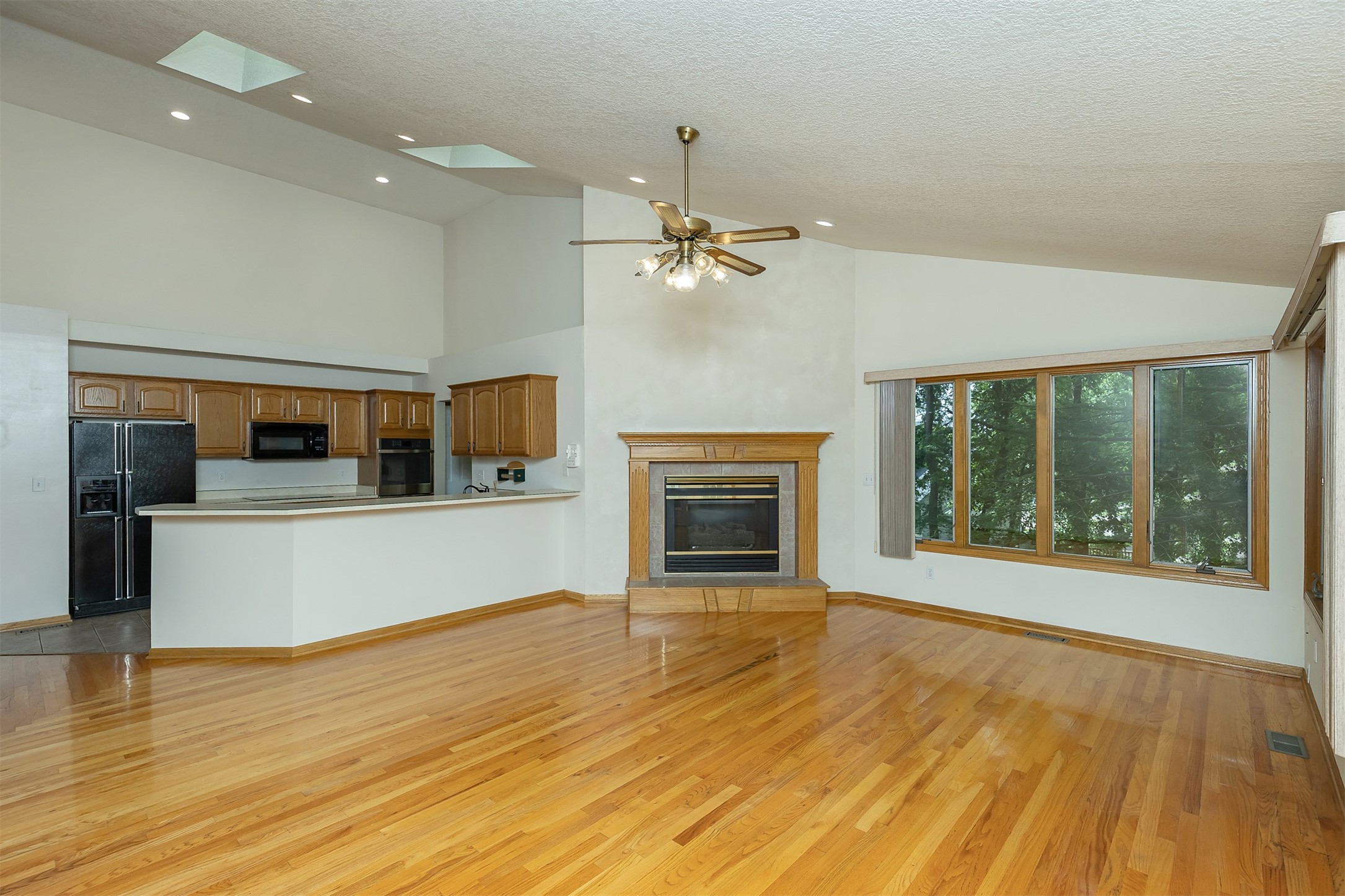 1560 Castlegar Court