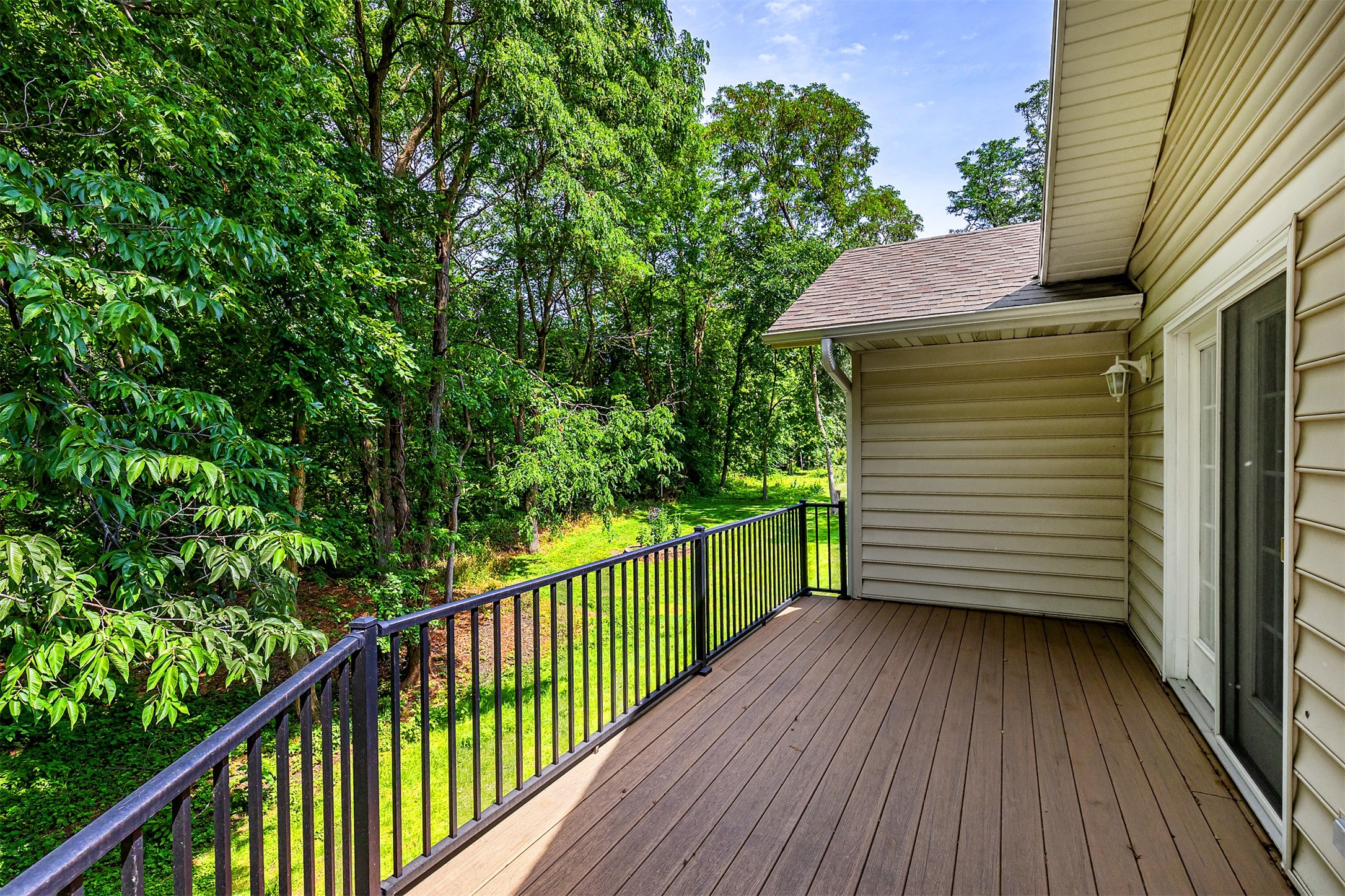 1560 Castlegar Court