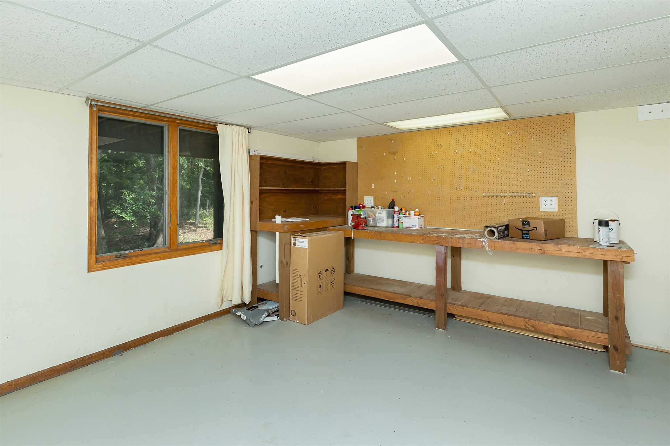 1560 Castlegar Court