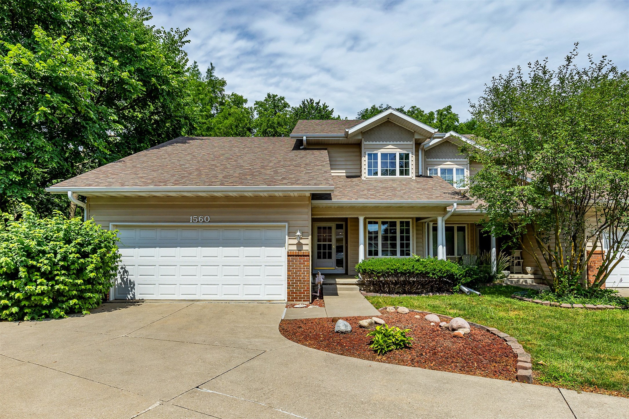 1560 Castlegar Court