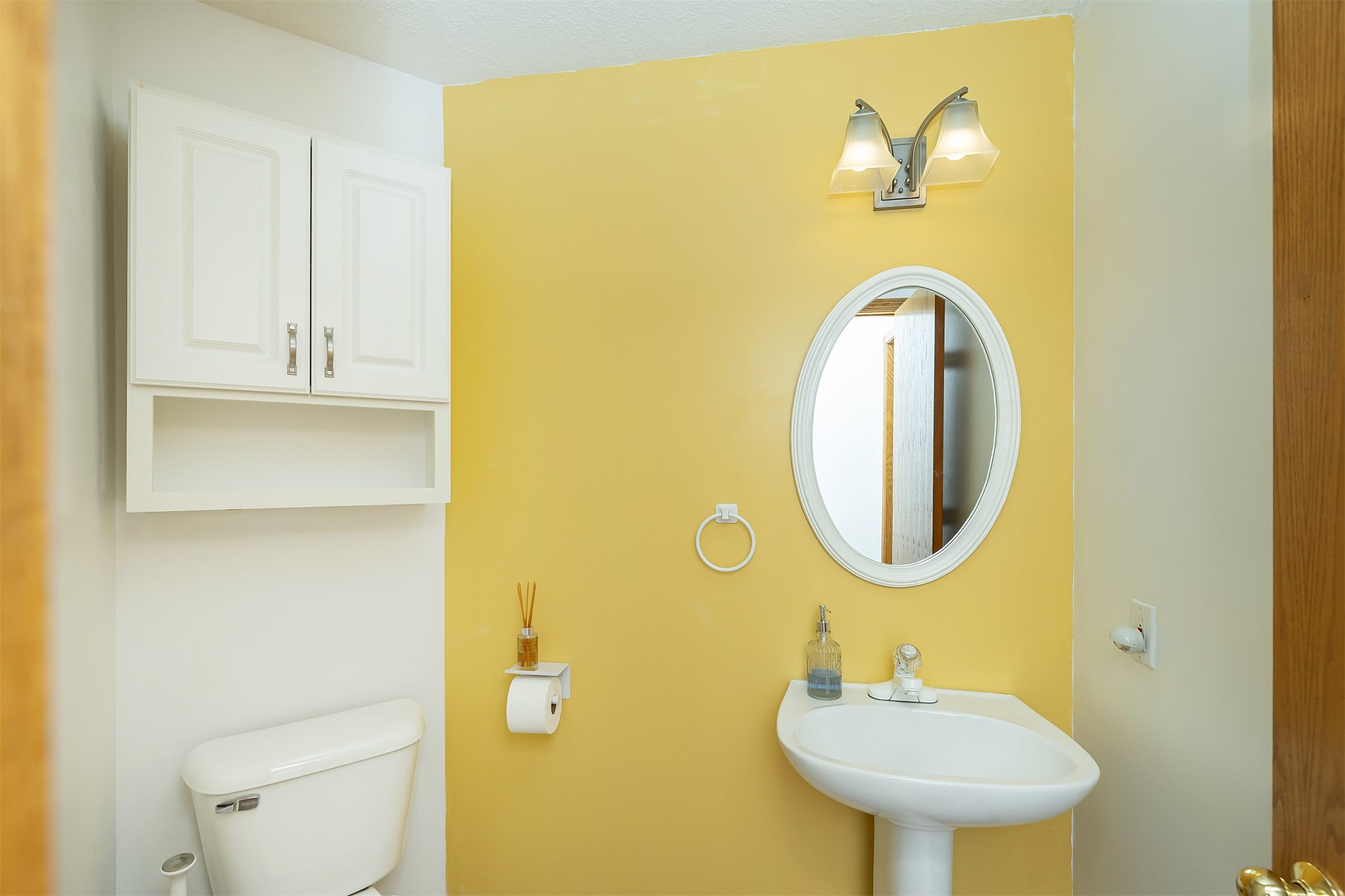 1560 Castlegar Court