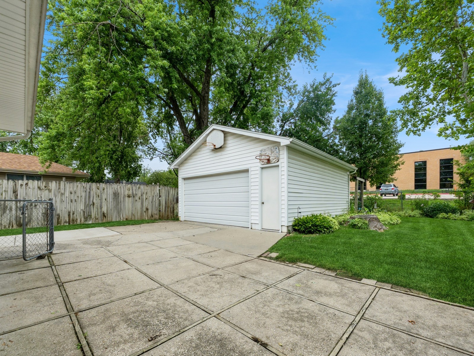 2117 Prospect Avenue