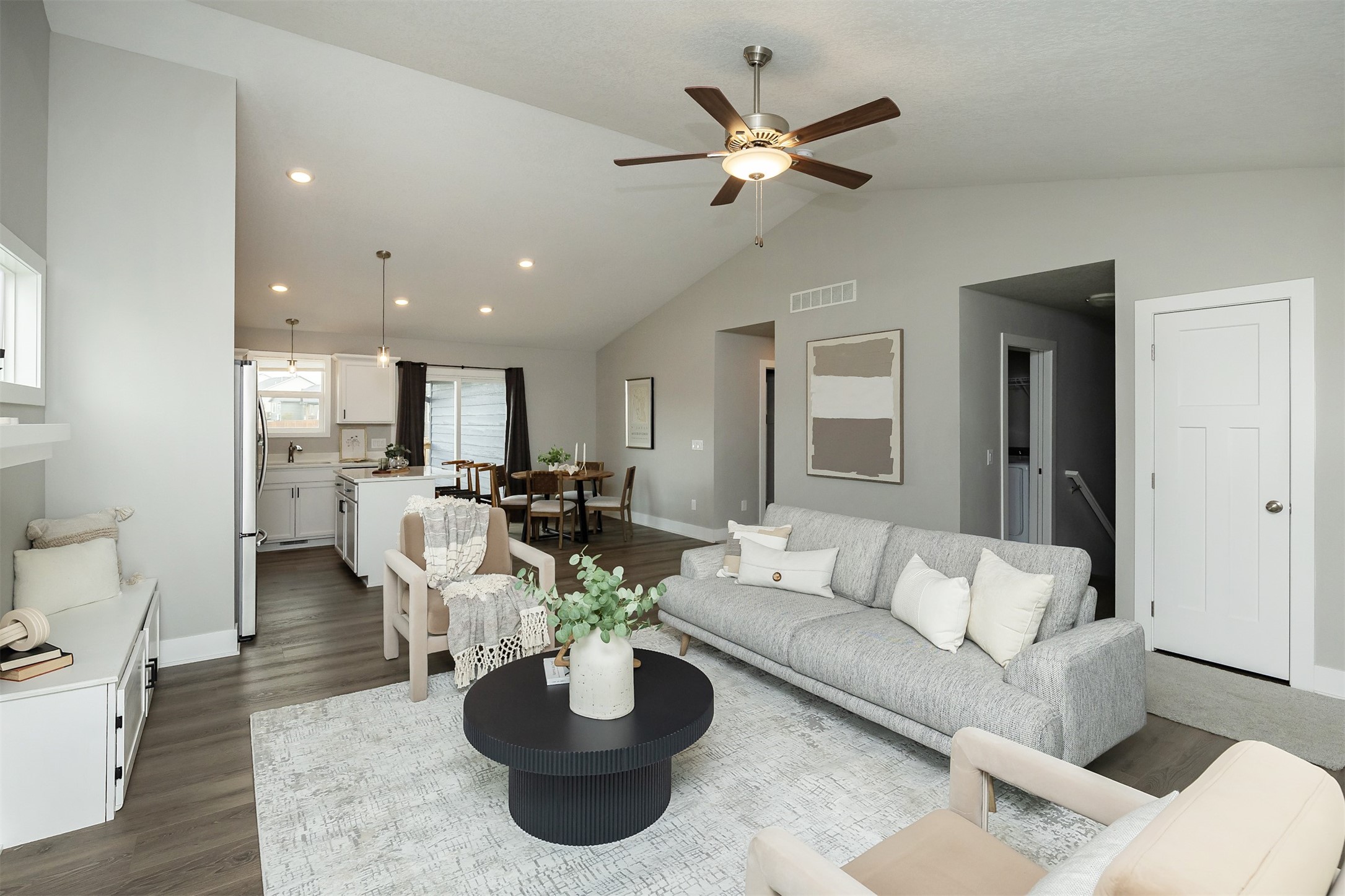 2815 SE Bluestem Drive