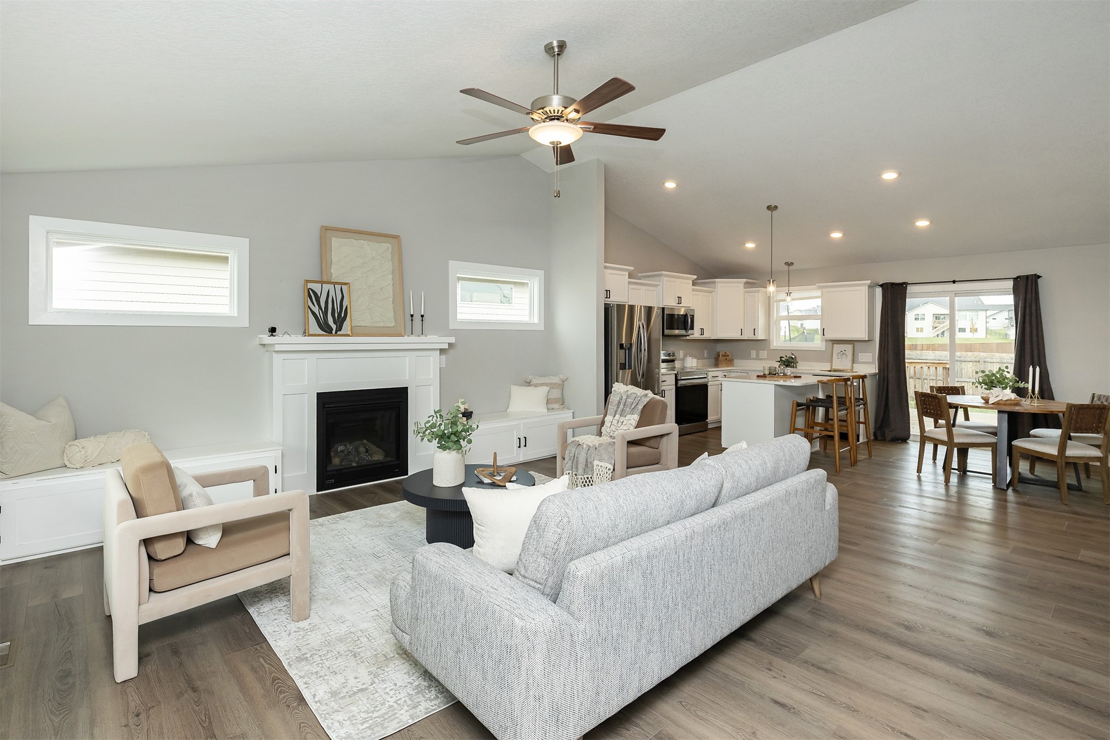 2815 SE Bluestem Drive