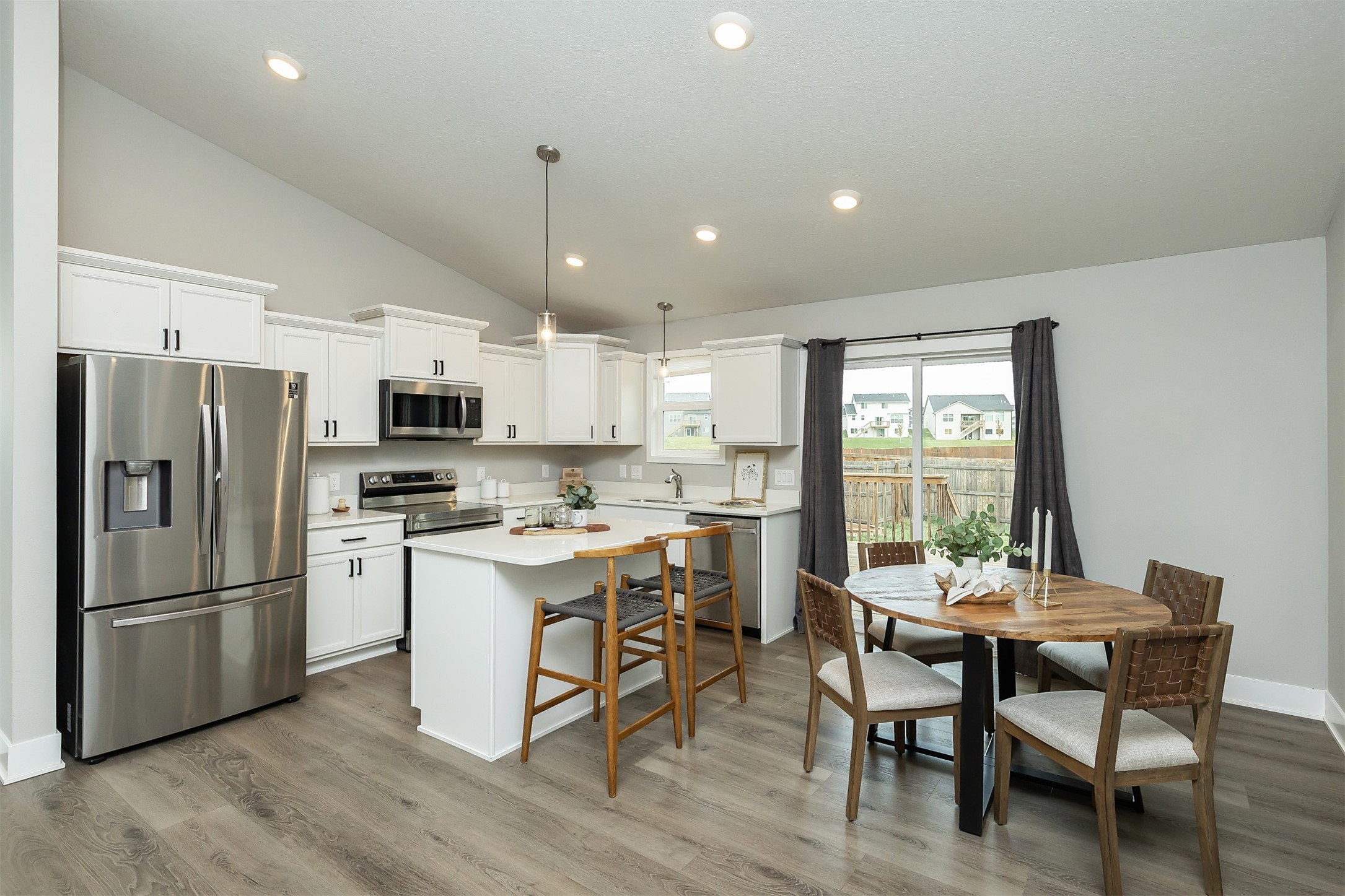 2815 SE Bluestem Drive