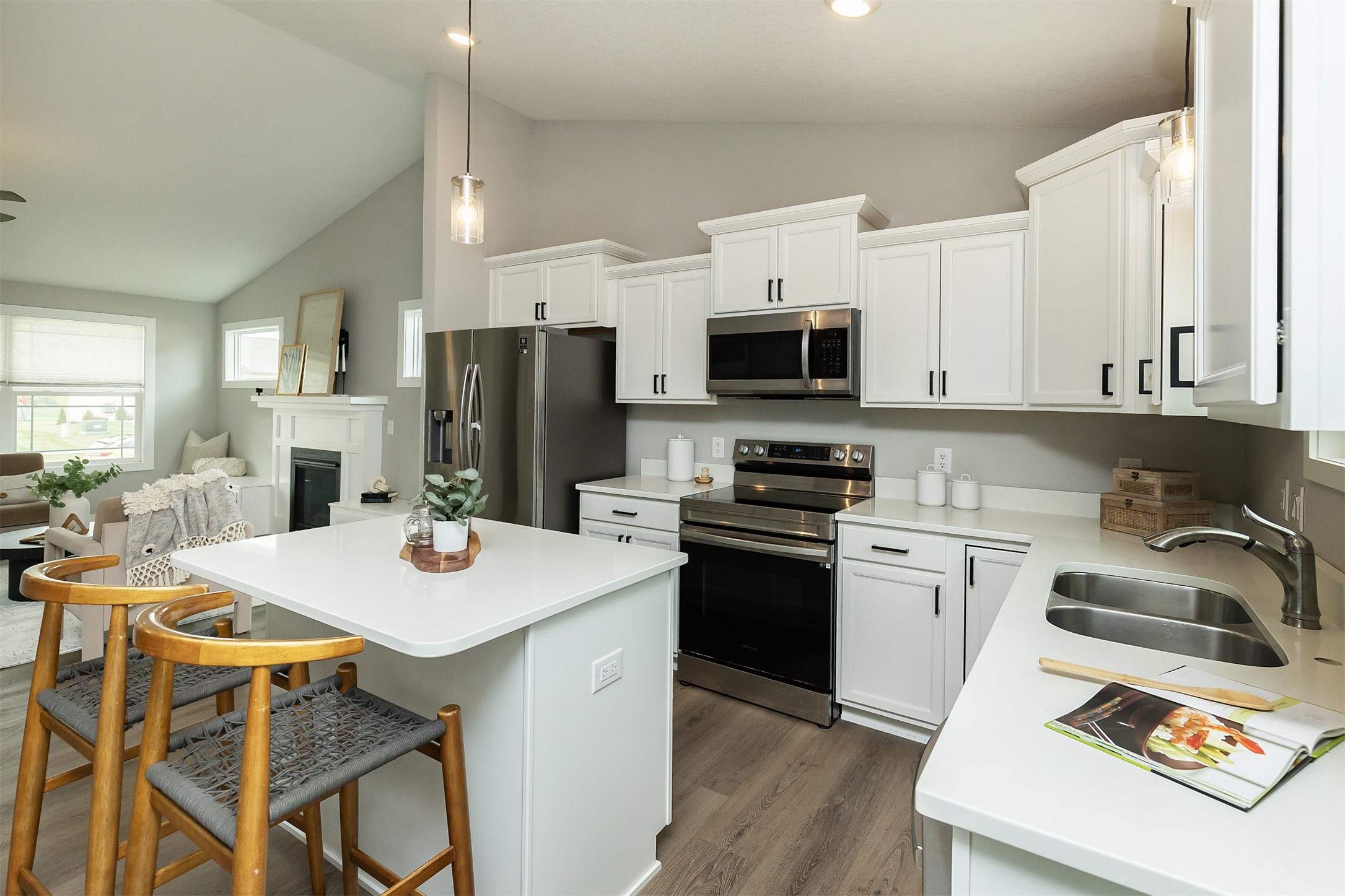 2815 SE Bluestem Drive