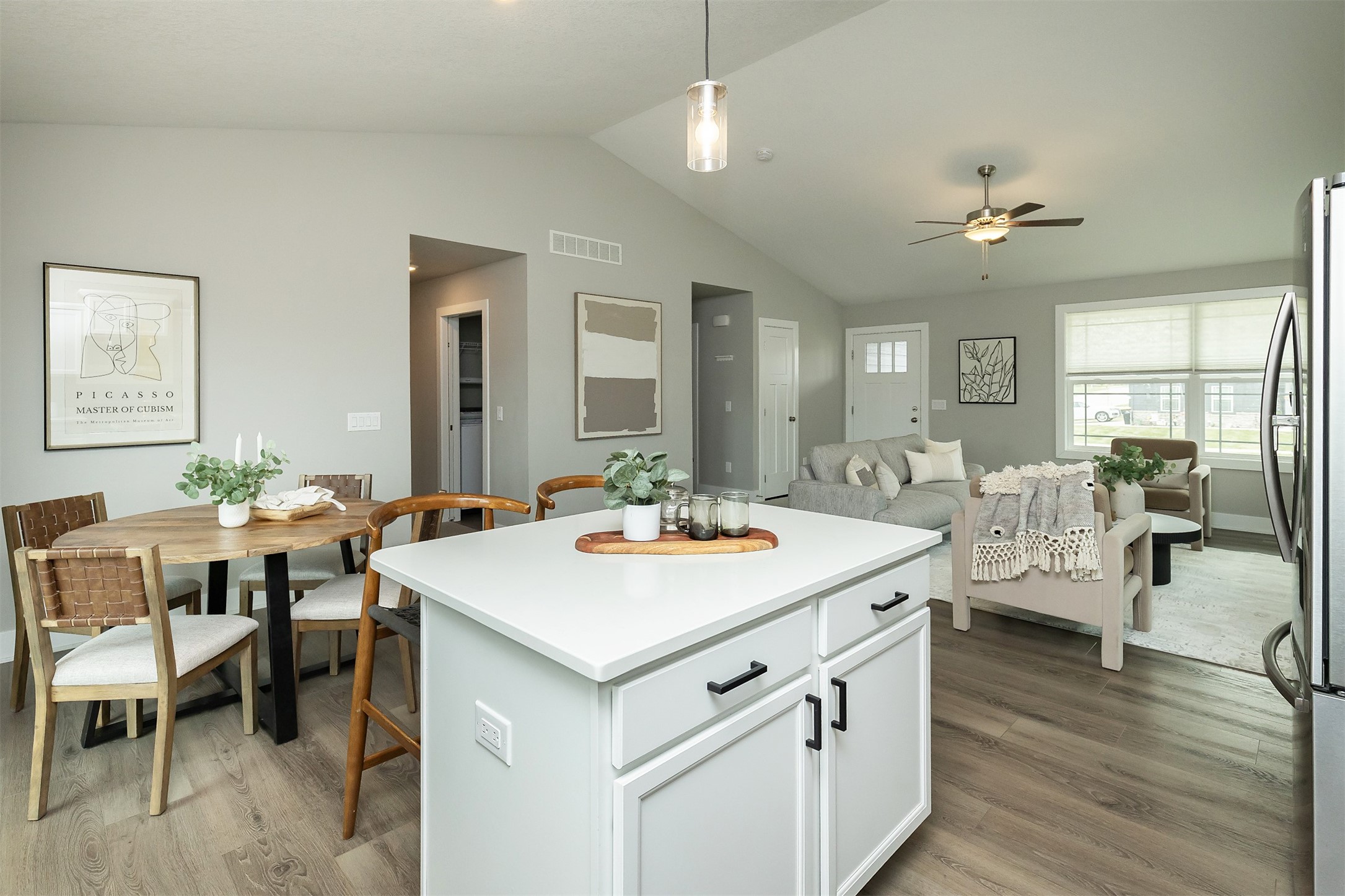 2815 SE Bluestem Drive