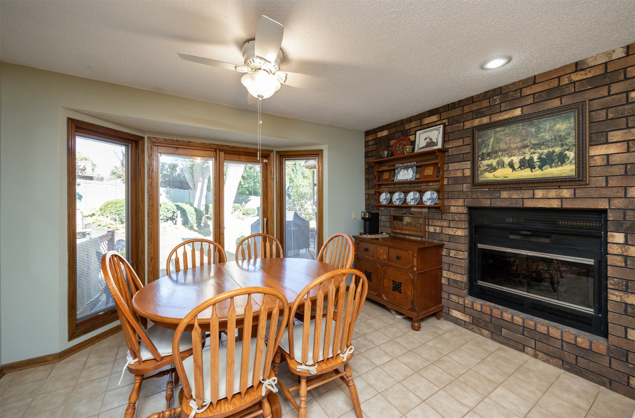 3916 Greenview Drive