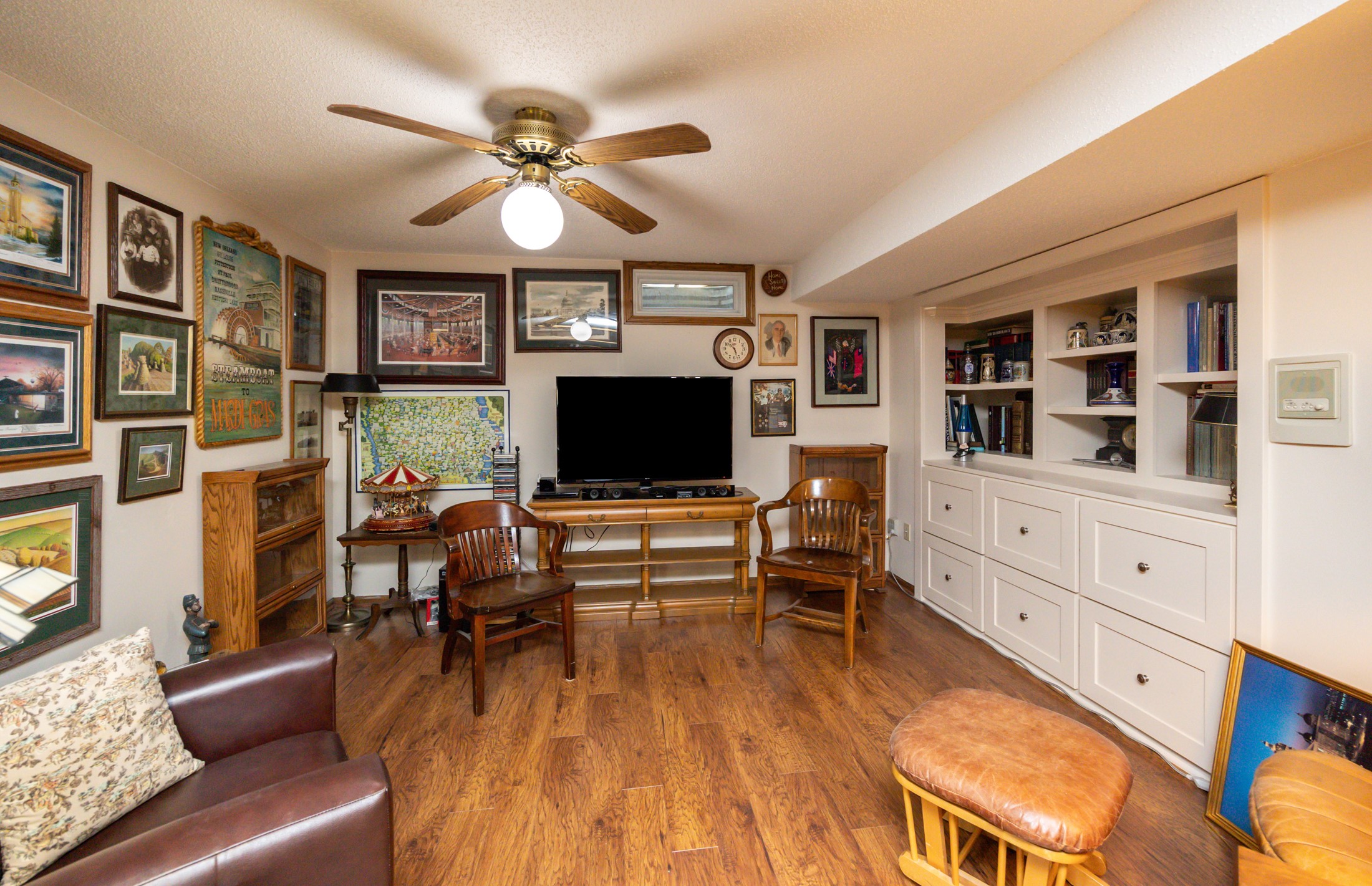 3916 Greenview Drive