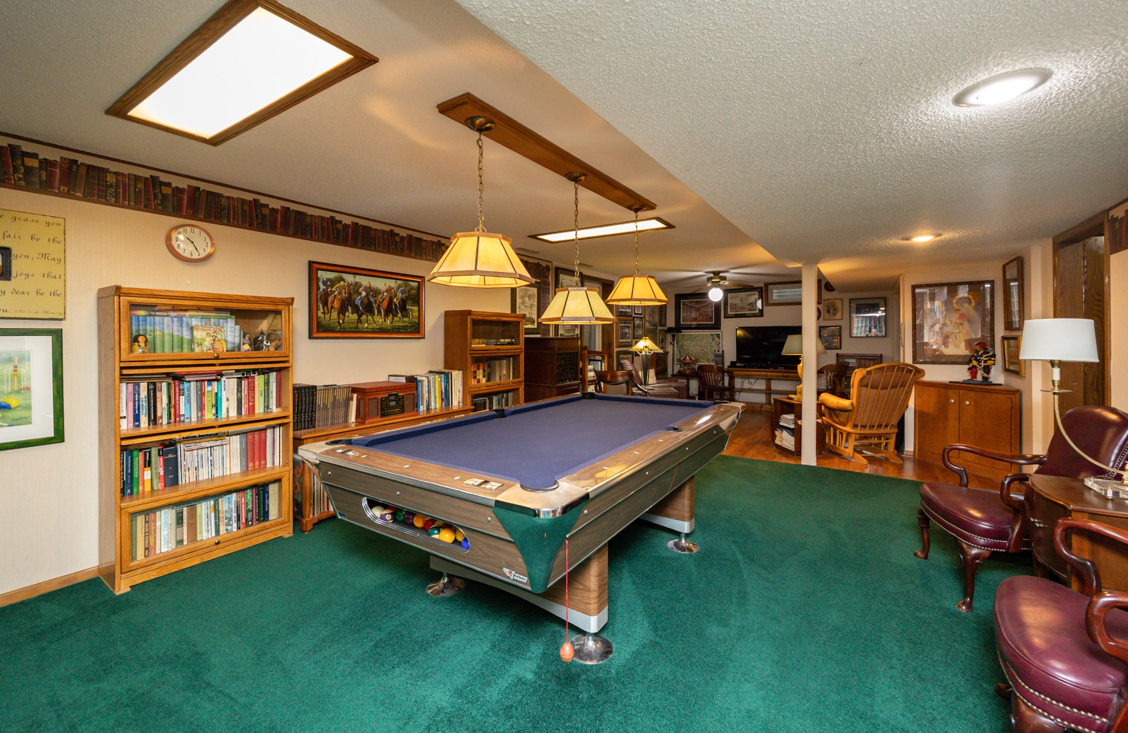 3916 Greenview Drive