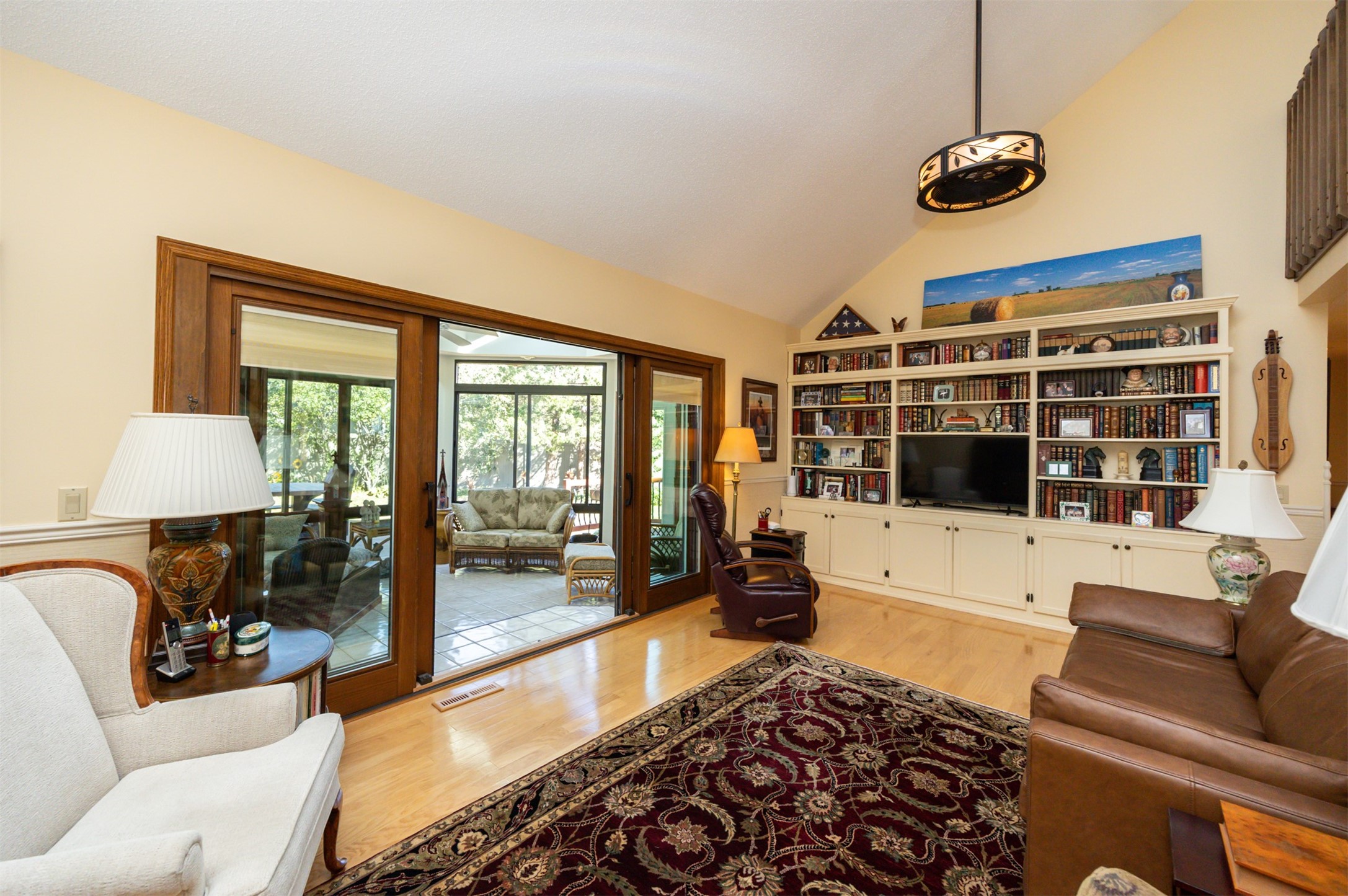 3916 Greenview Drive