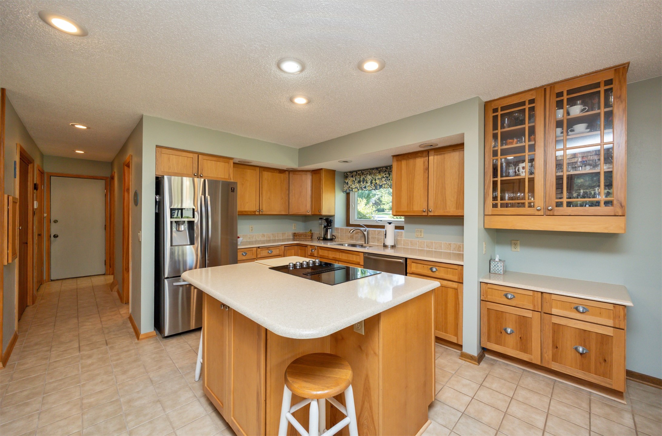 3916 Greenview Drive