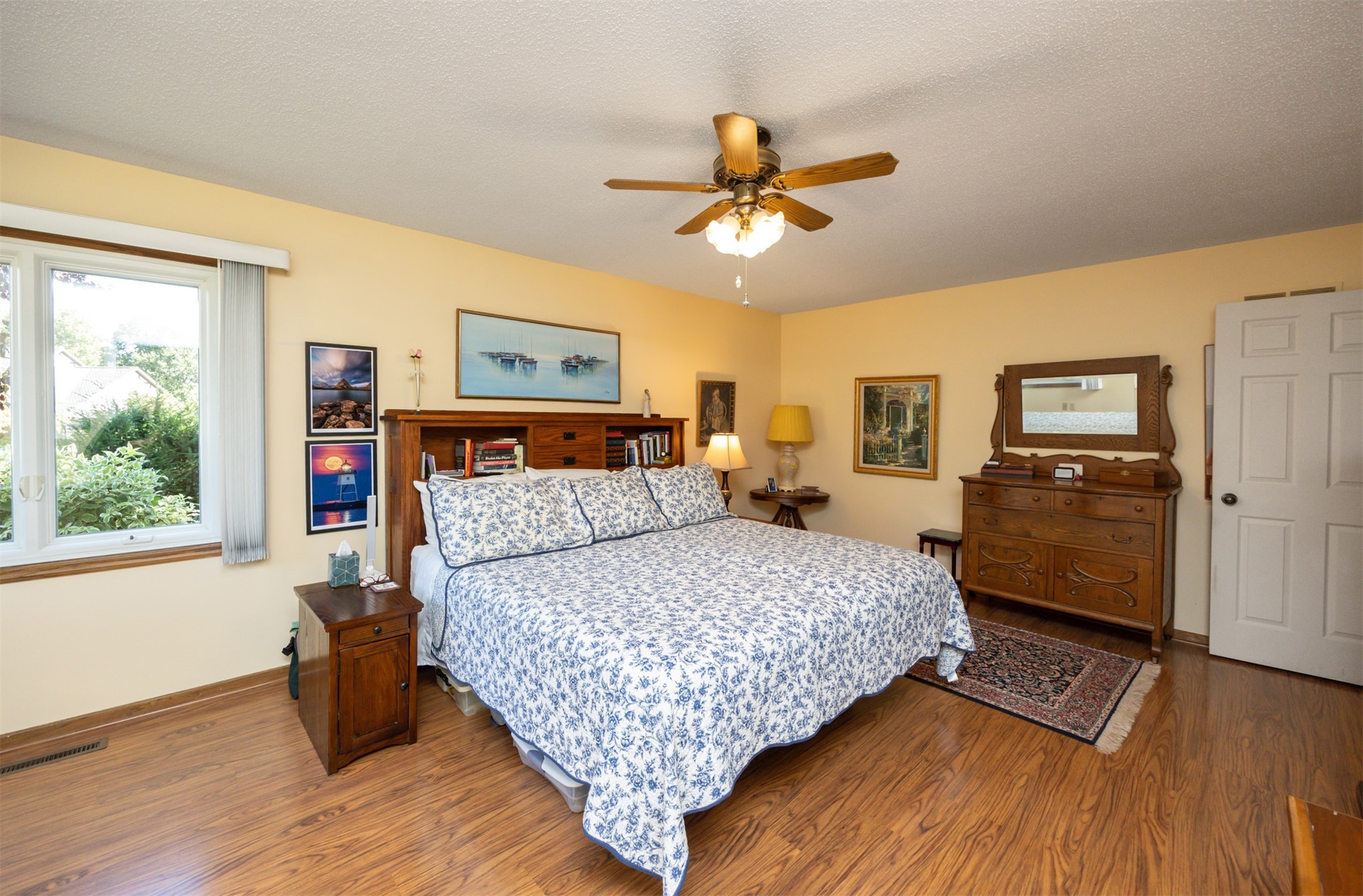 3916 Greenview Drive