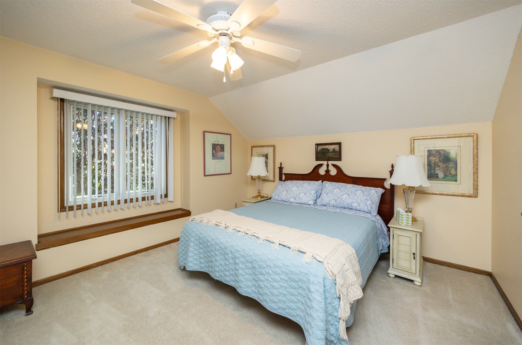 3916 Greenview Drive