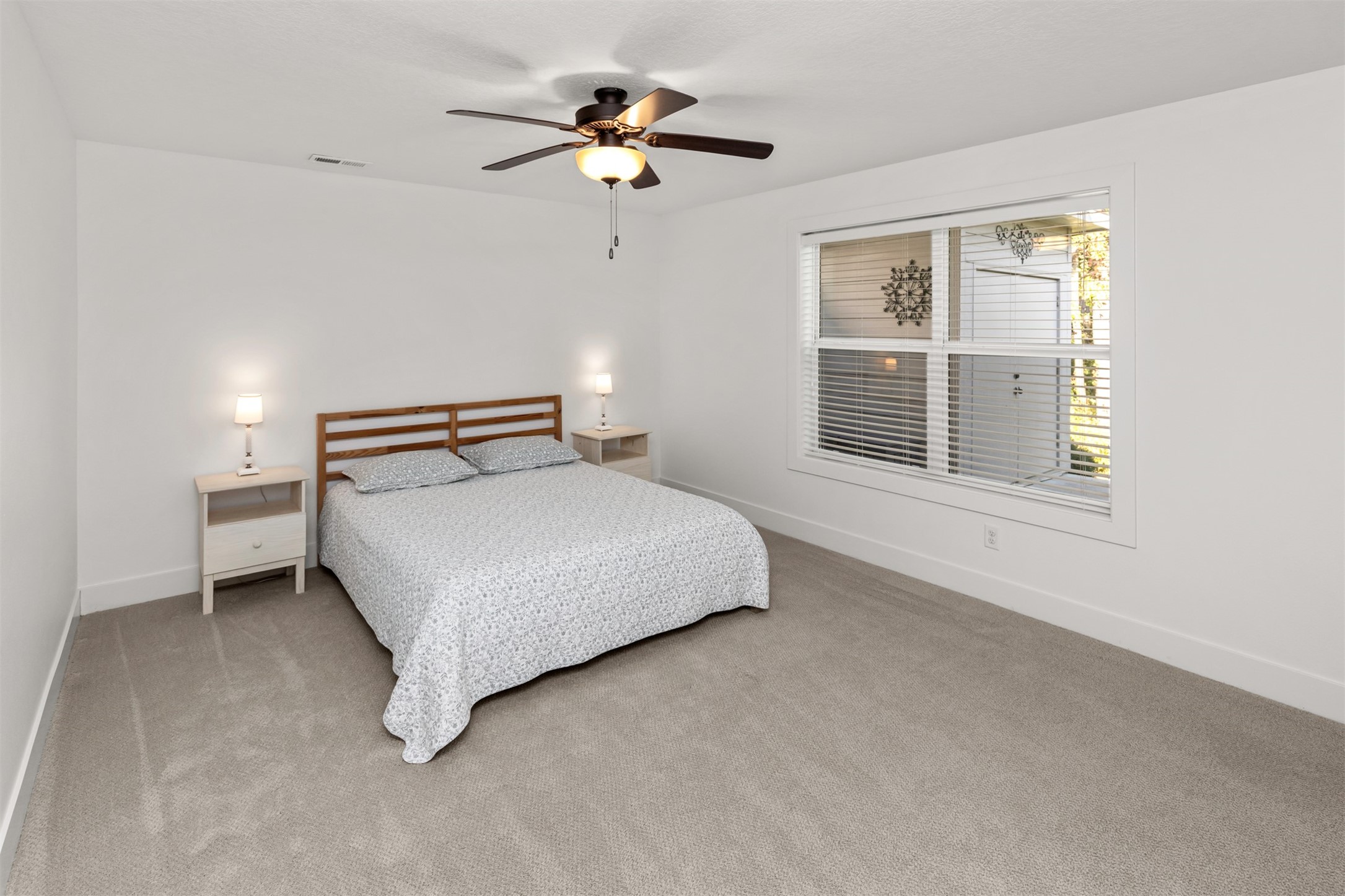 14405 Holcomb Avenue