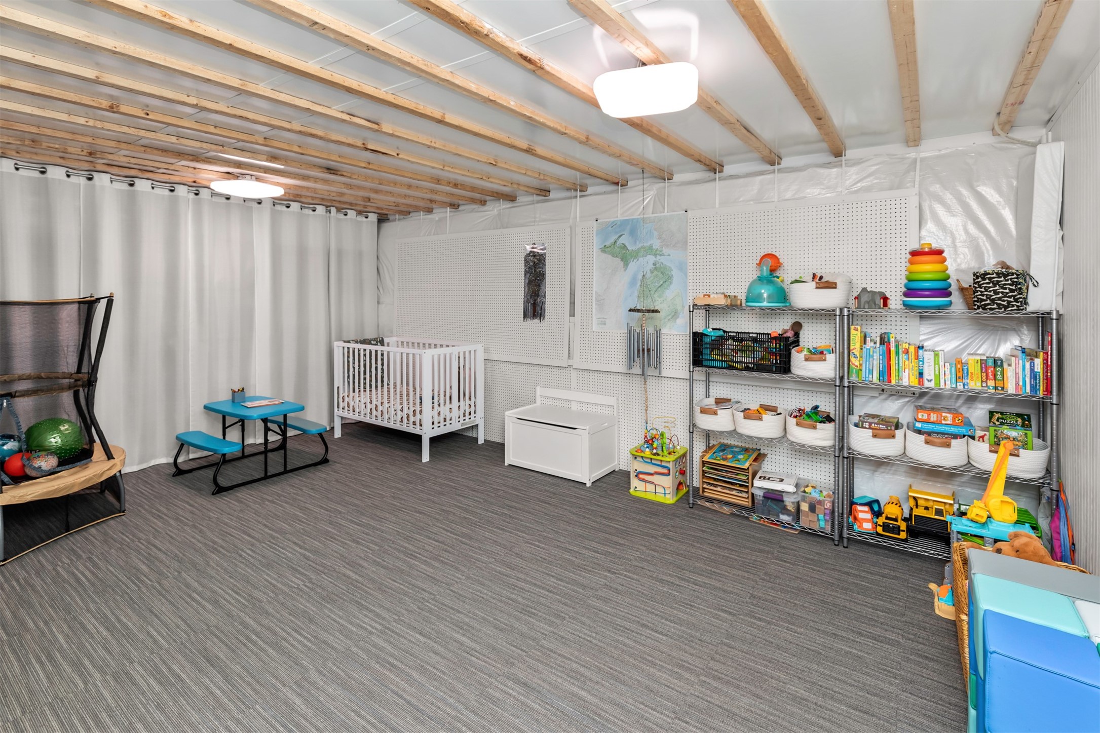 14405 Holcomb Avenue