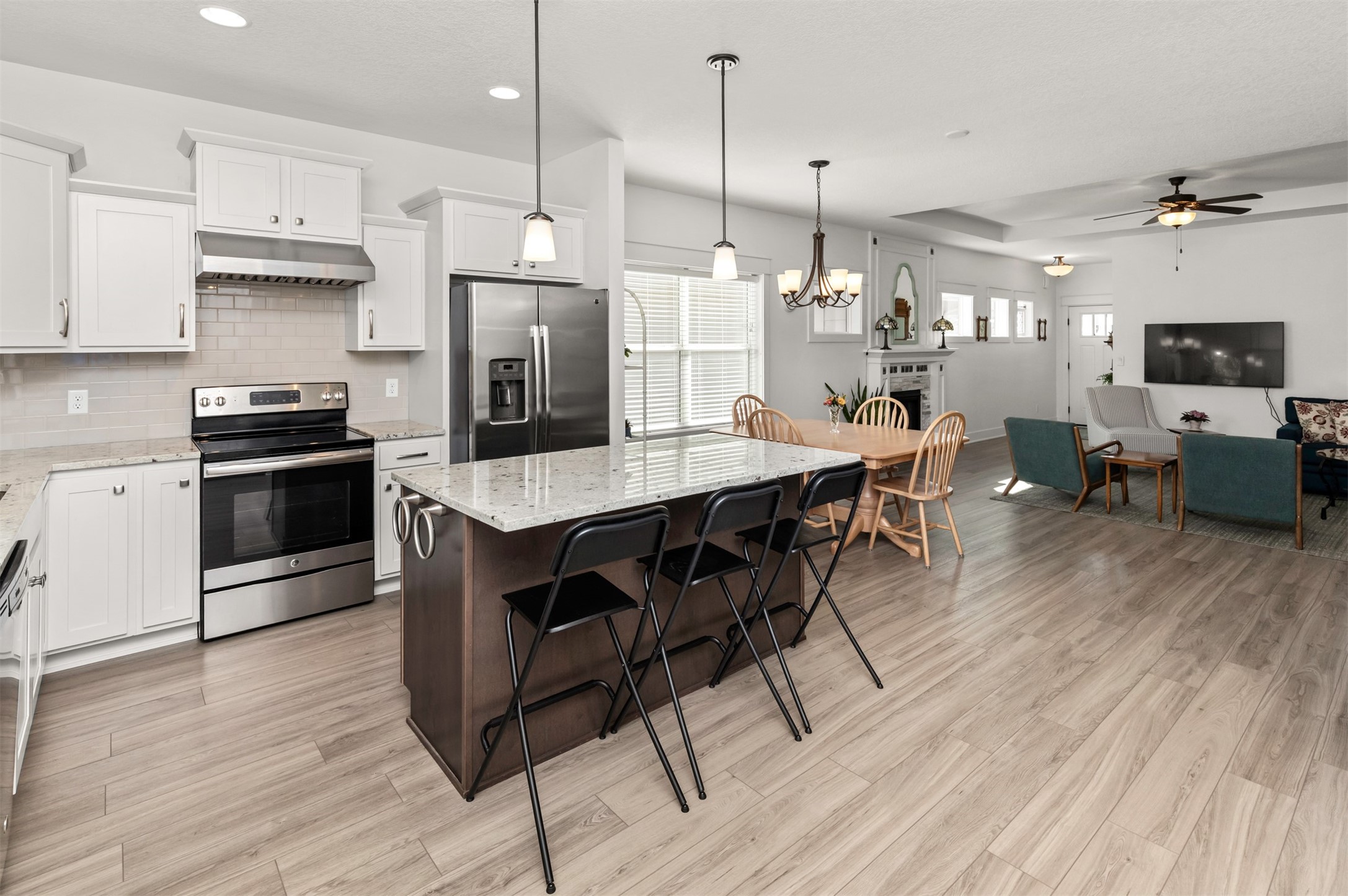 14405 Holcomb Avenue