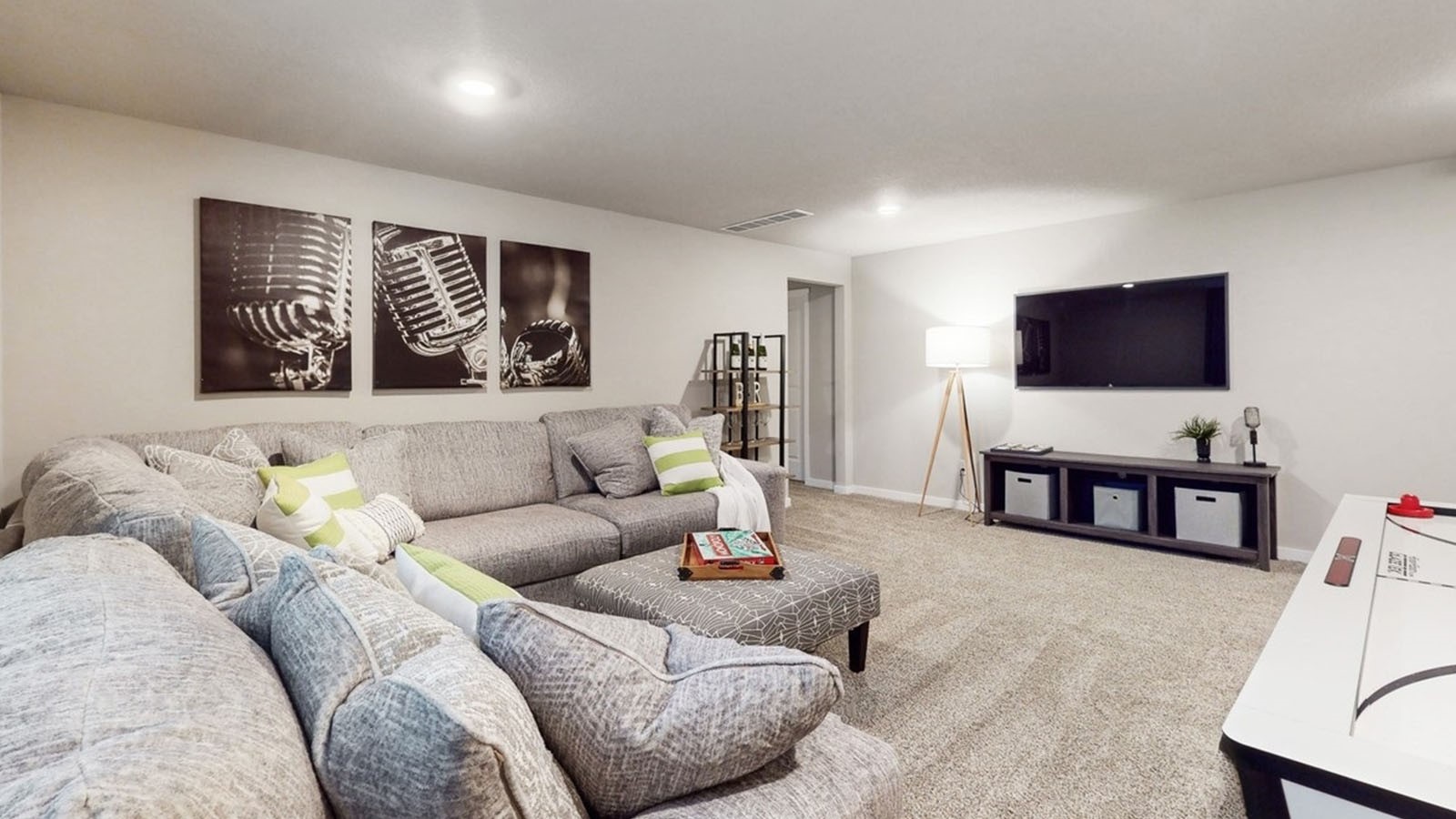 1160 33RD Court SW