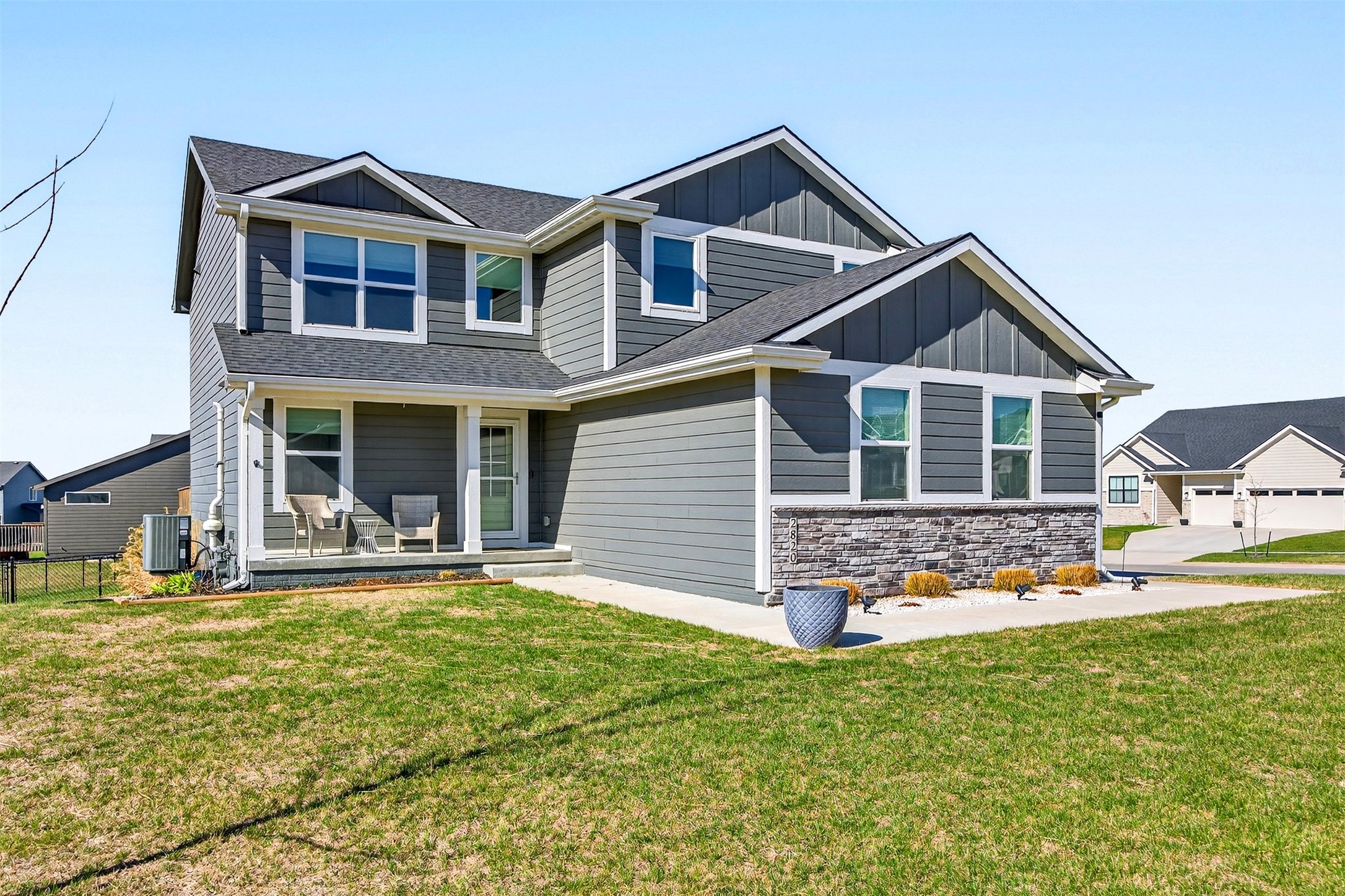 2820 SE Moraine Court