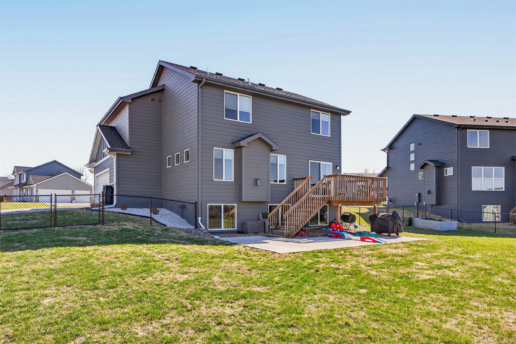 2820 SE Moraine Court