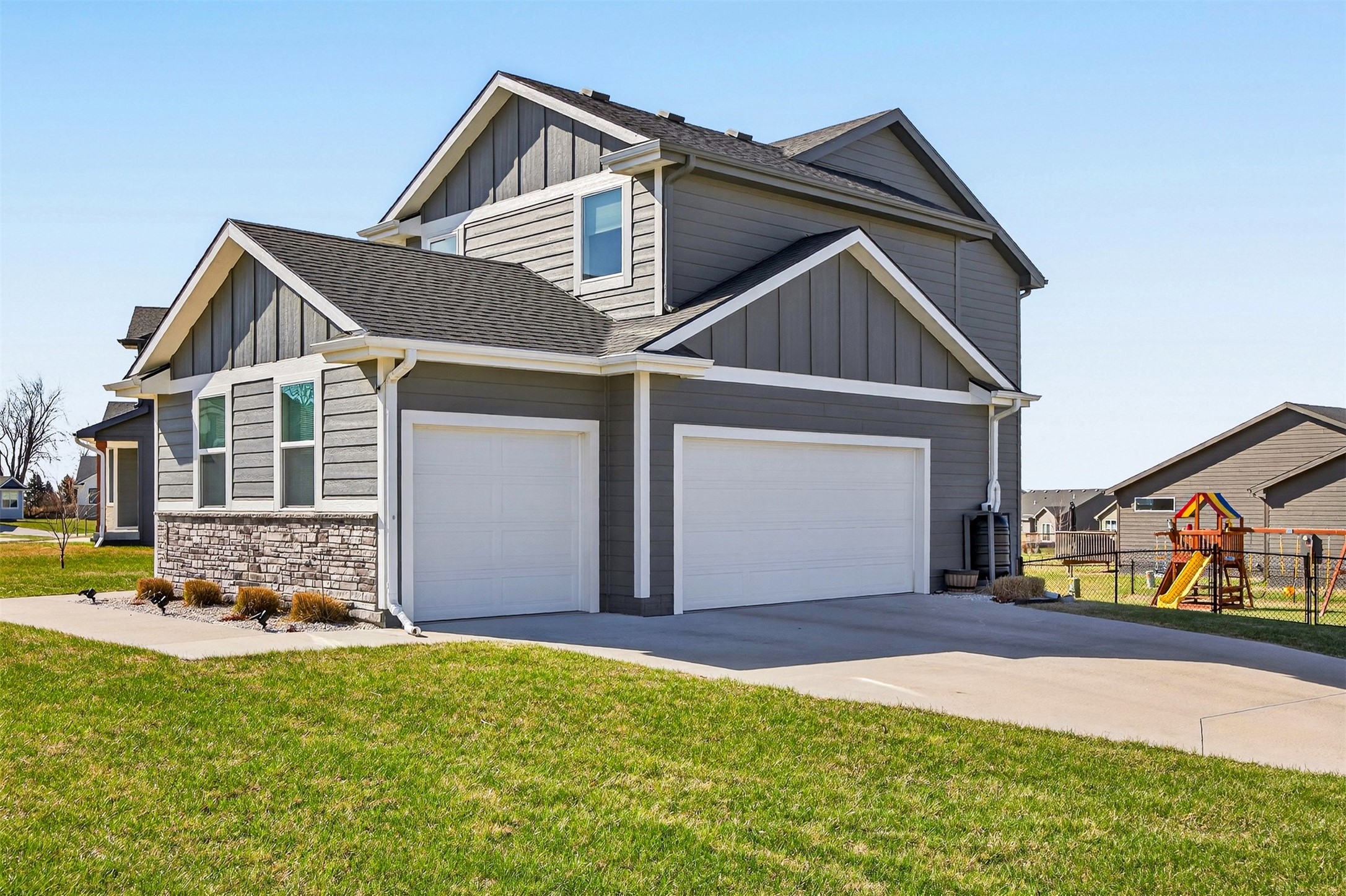 2820 SE Moraine Court