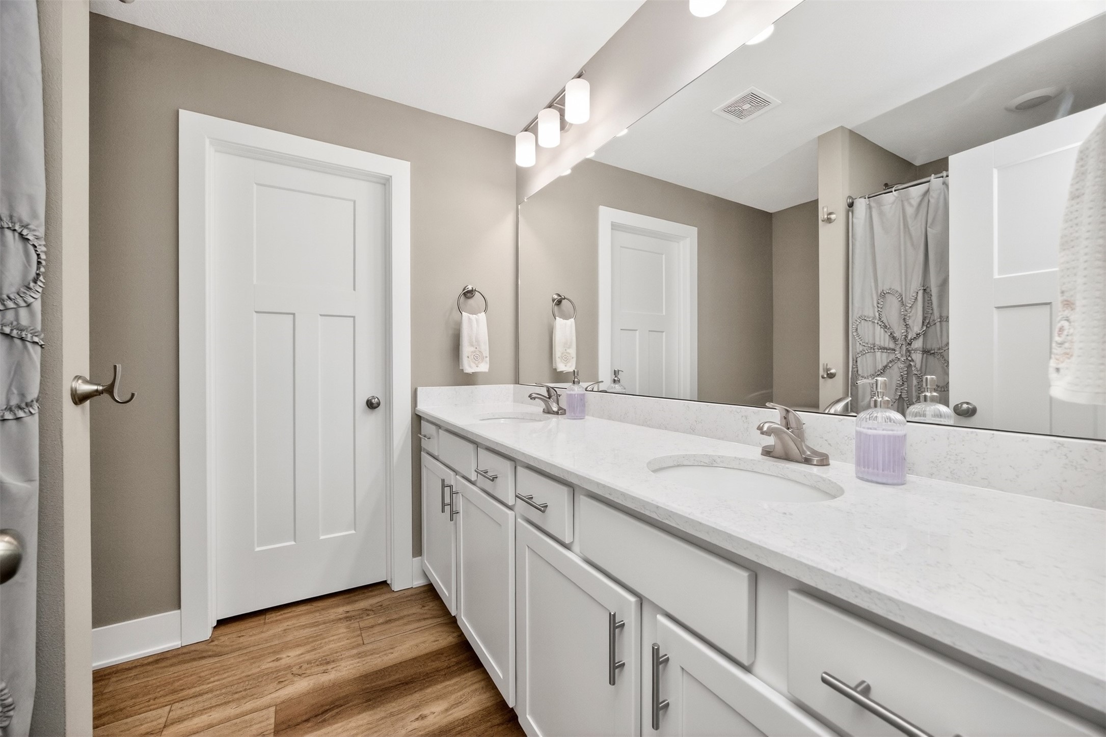 425 SE Esker Ridge Drive