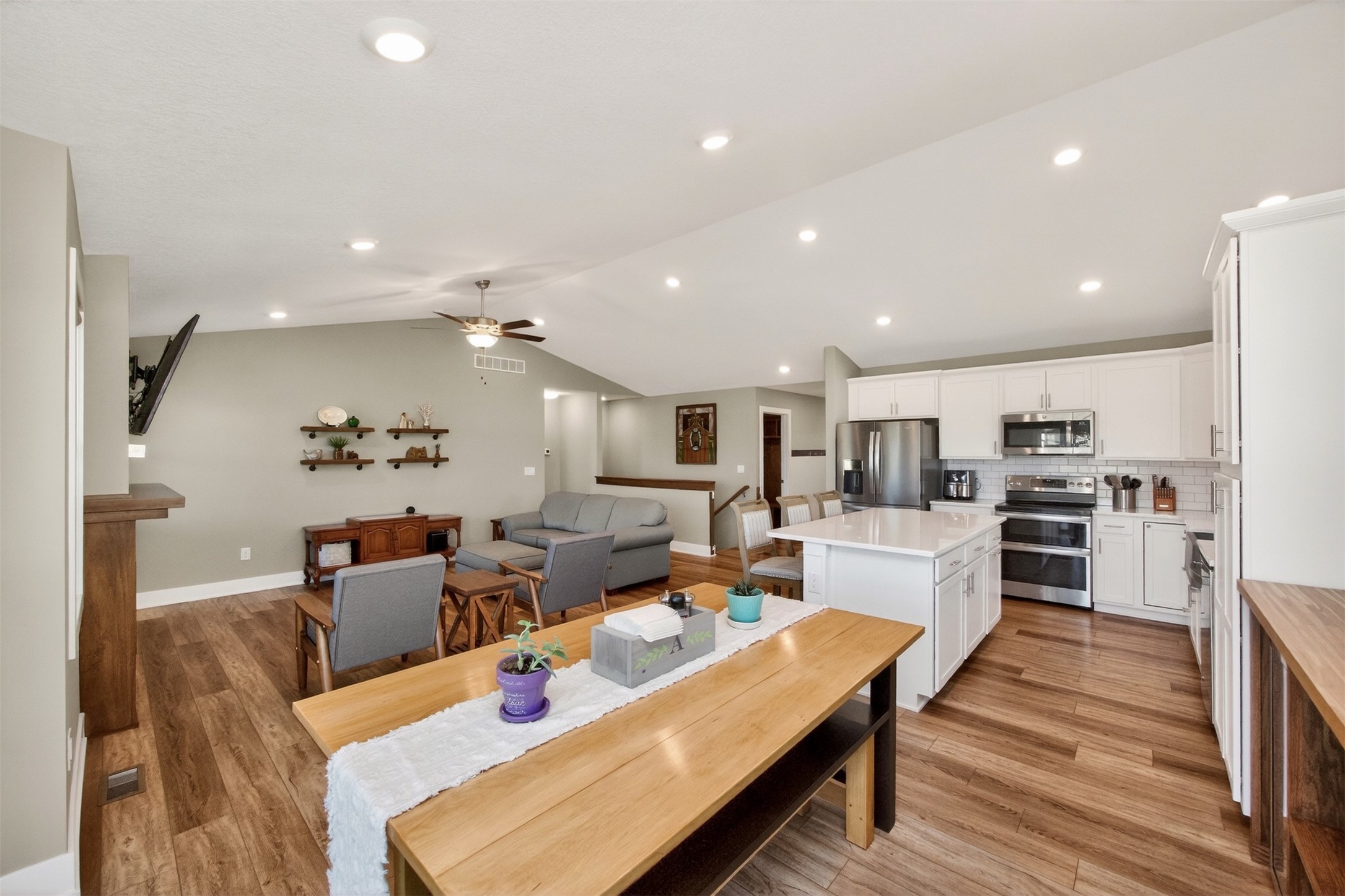 425 SE Esker Ridge Drive