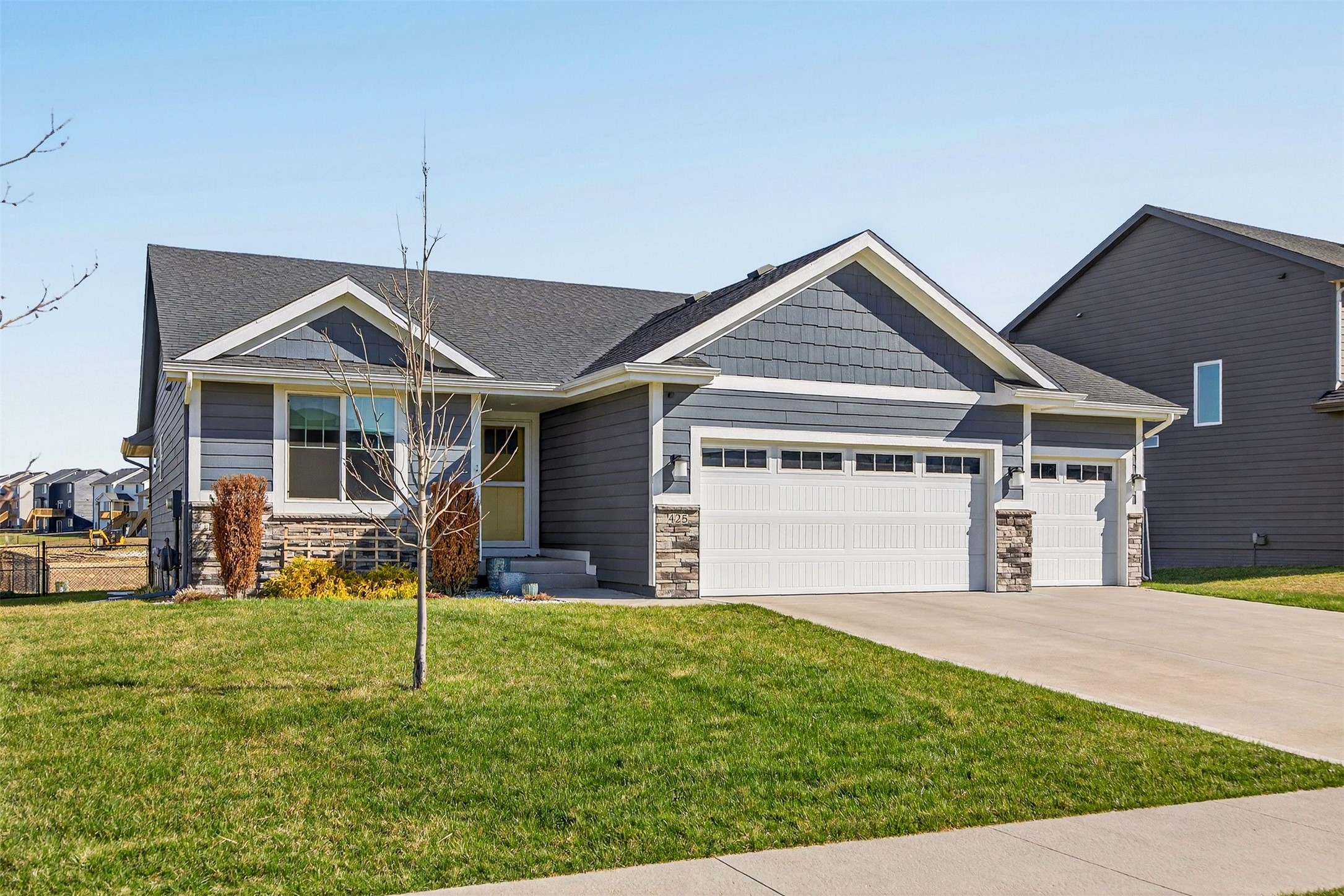 425 SE Esker Ridge Drive
