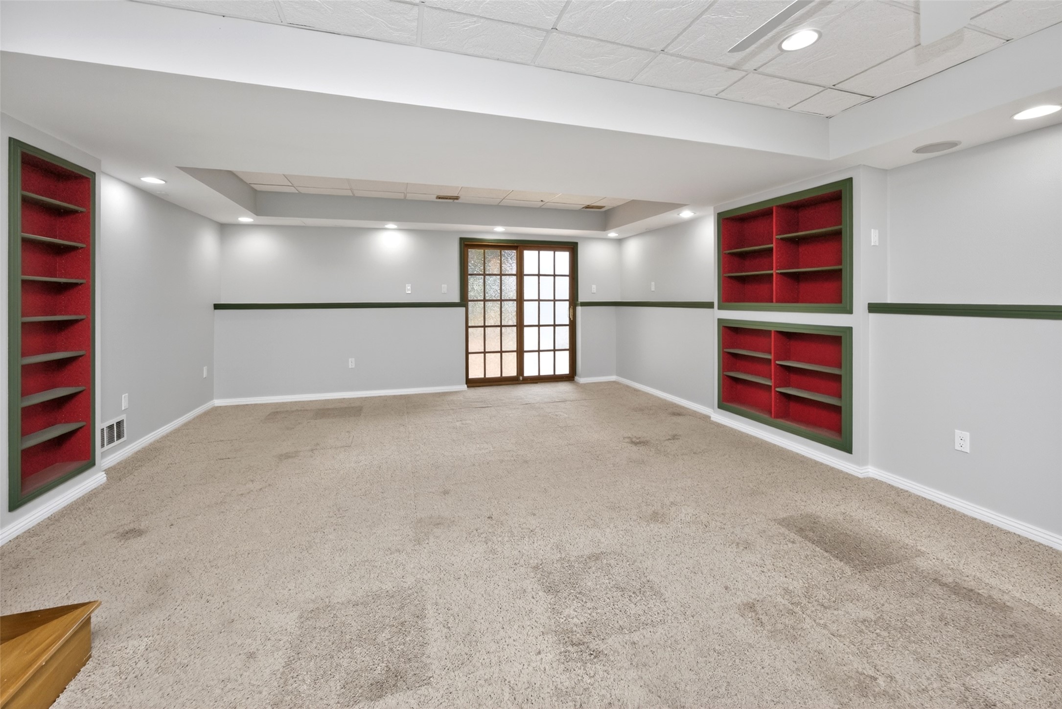 9505 Dennis Drive