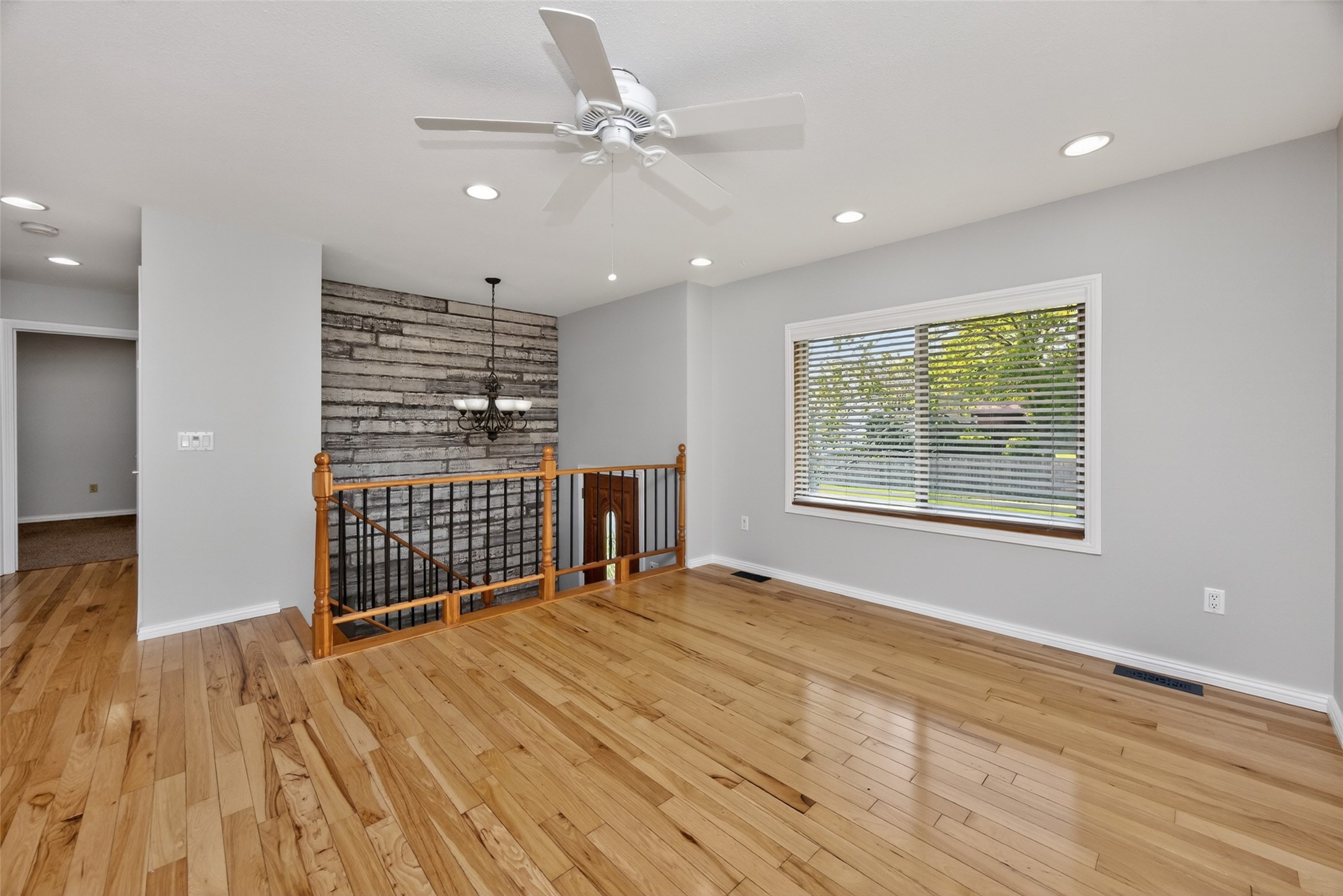 9505 Dennis Drive