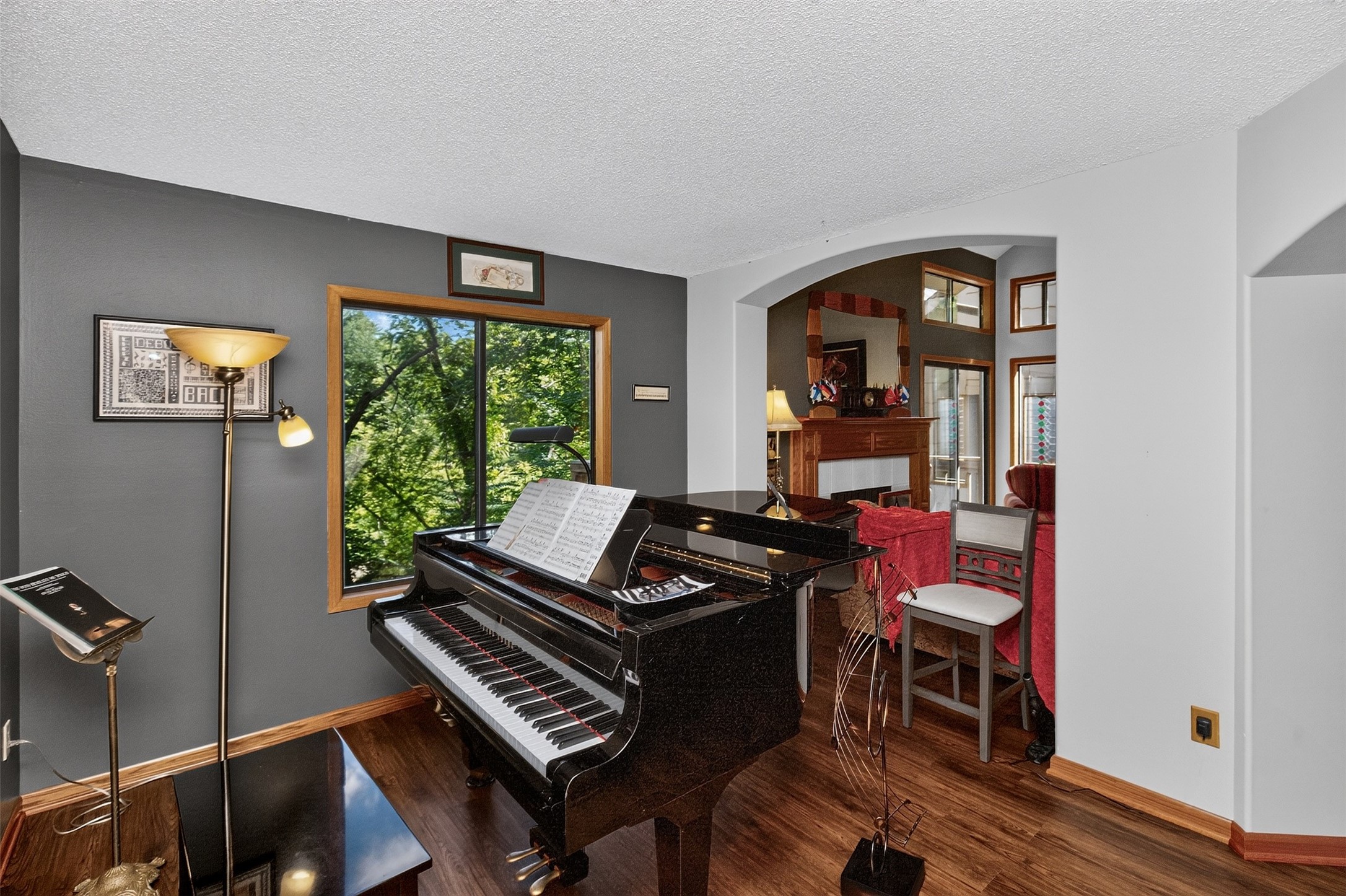 7052 Oak Brook Drive