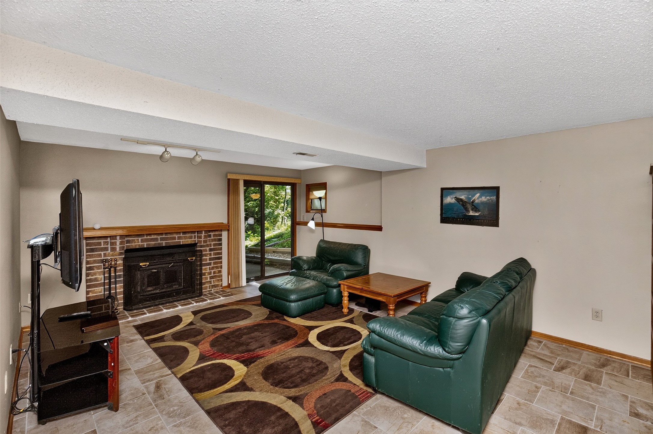 7052 Oak Brook Drive
