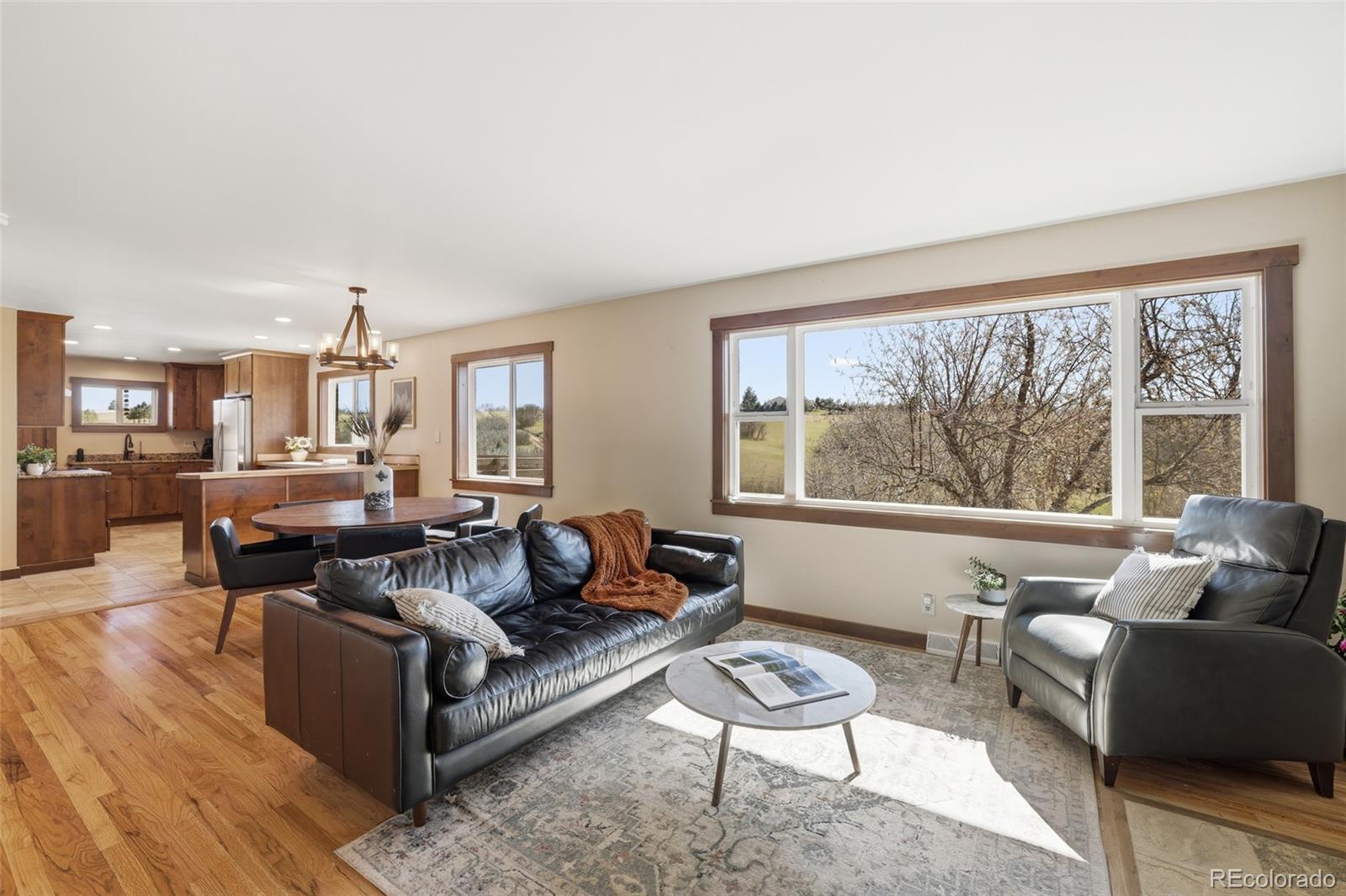 2097 W Wolfensberger Road