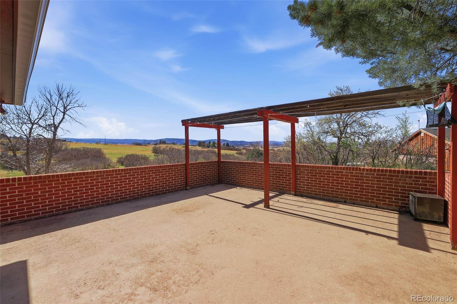 2097 W Wolfensberger Road