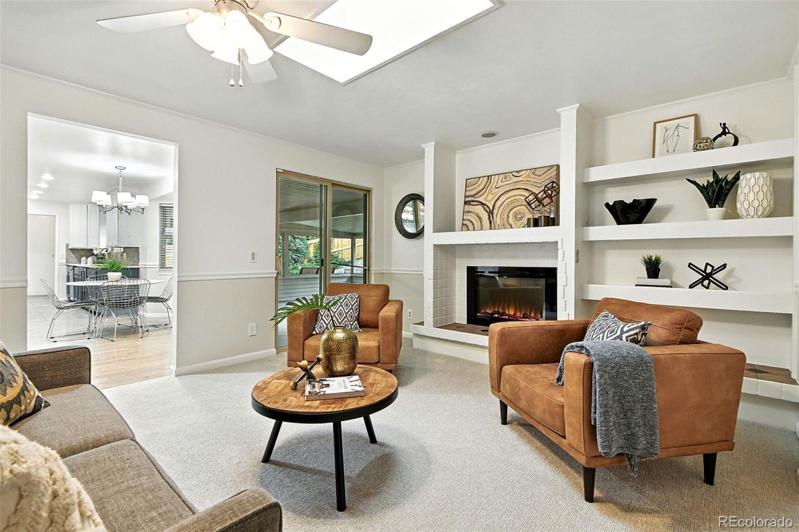 6419 W Roxbury Drive