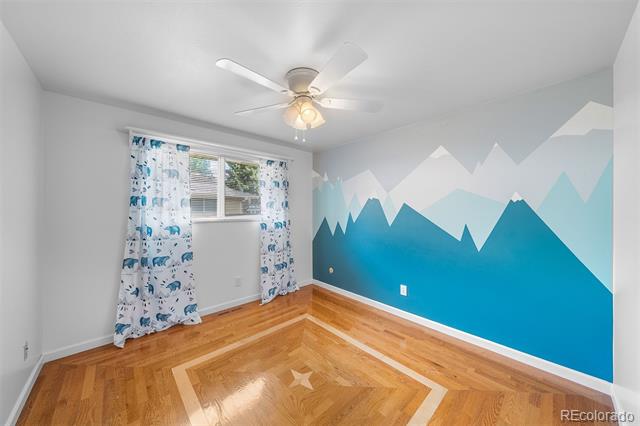 6419 W Roxbury Drive