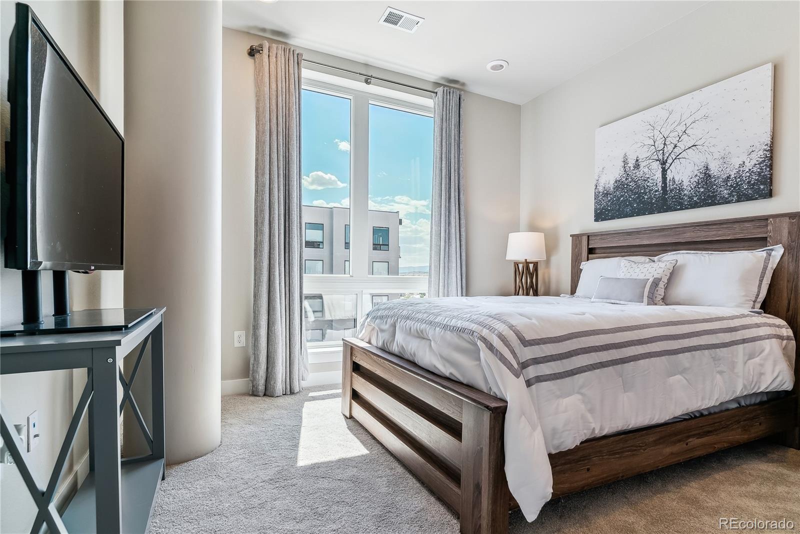 20 Wilcox Street Unit: 621