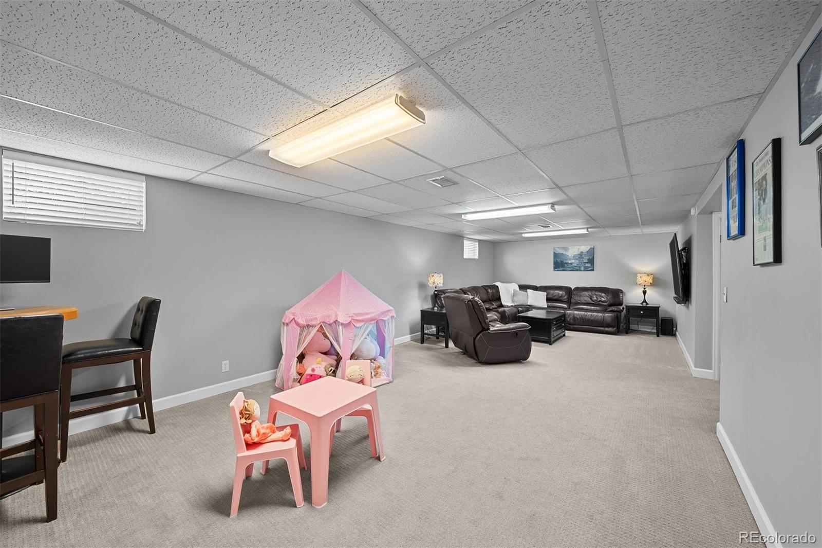 6274 S Oneida Way